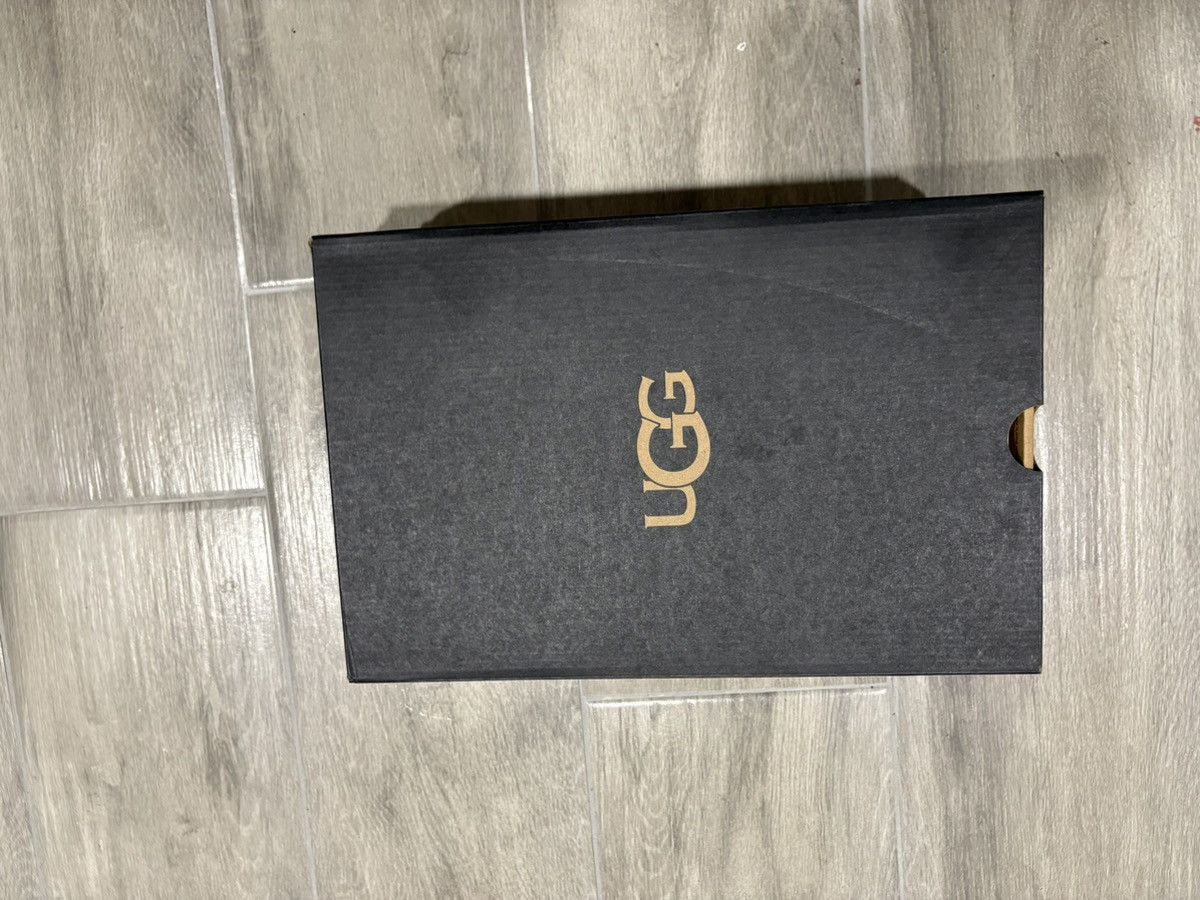 Ugg Ugg M Classic Slip-On Size US 10 / EU 43 - 7 Thumbnail