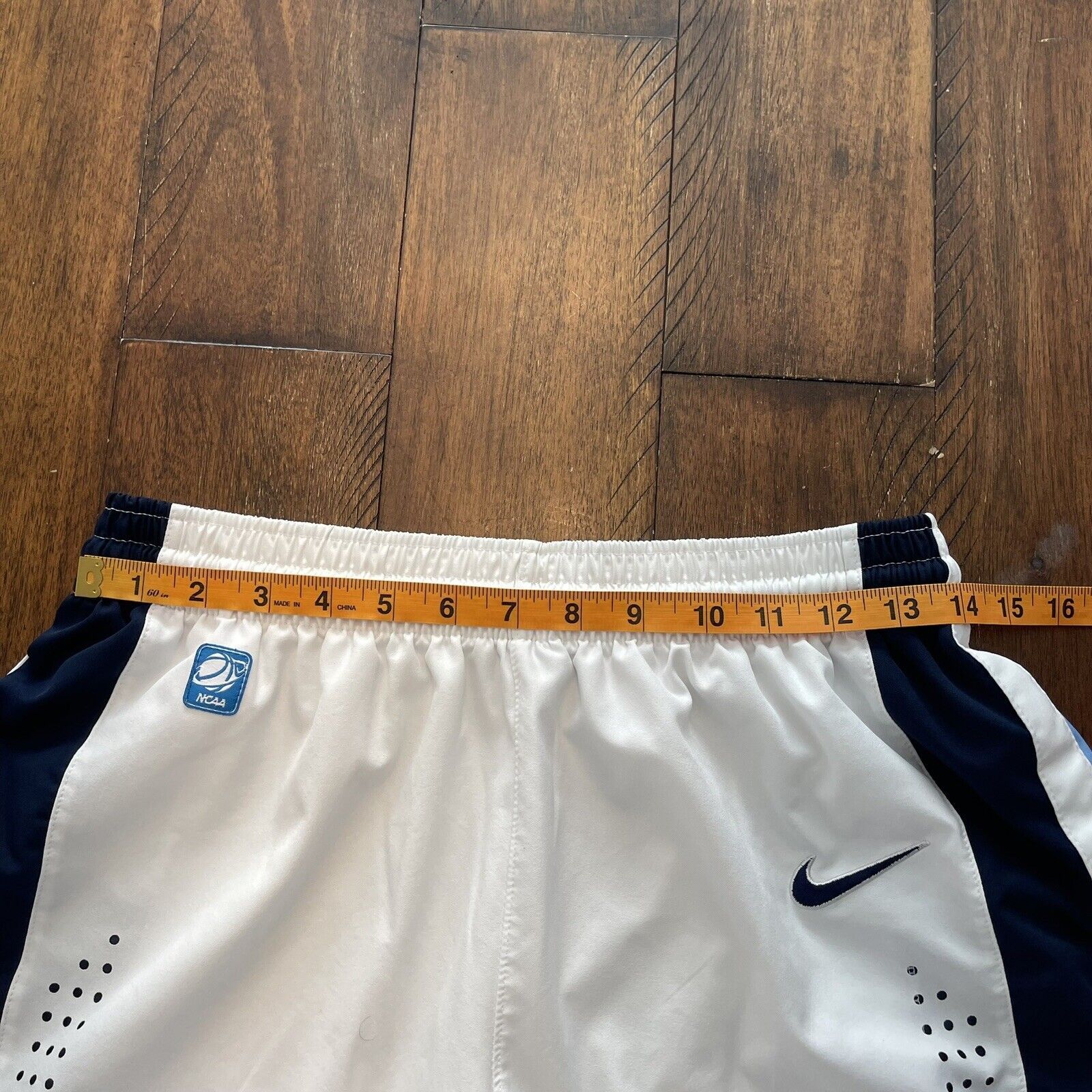 Nike Nike Villanova Wildcats Basketball Shorts Medium Authentic Size US 30 / EU 46 - 10 Thumbnail