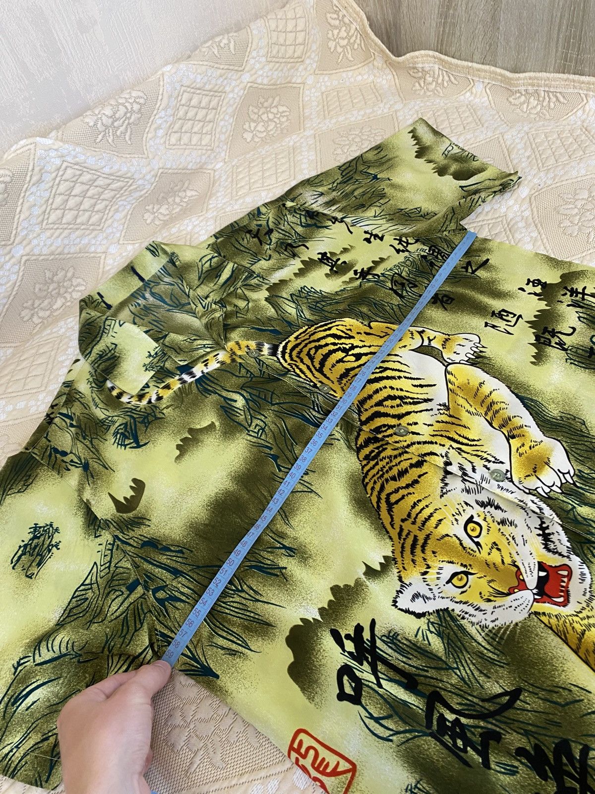 Japanese Brand 🔥 VINTAGE TIGER SHIRT Japan Anime Animal Dragon Y2K Hawaiian Size US XL / EU 56 / 4 - 7 Thumbnail
