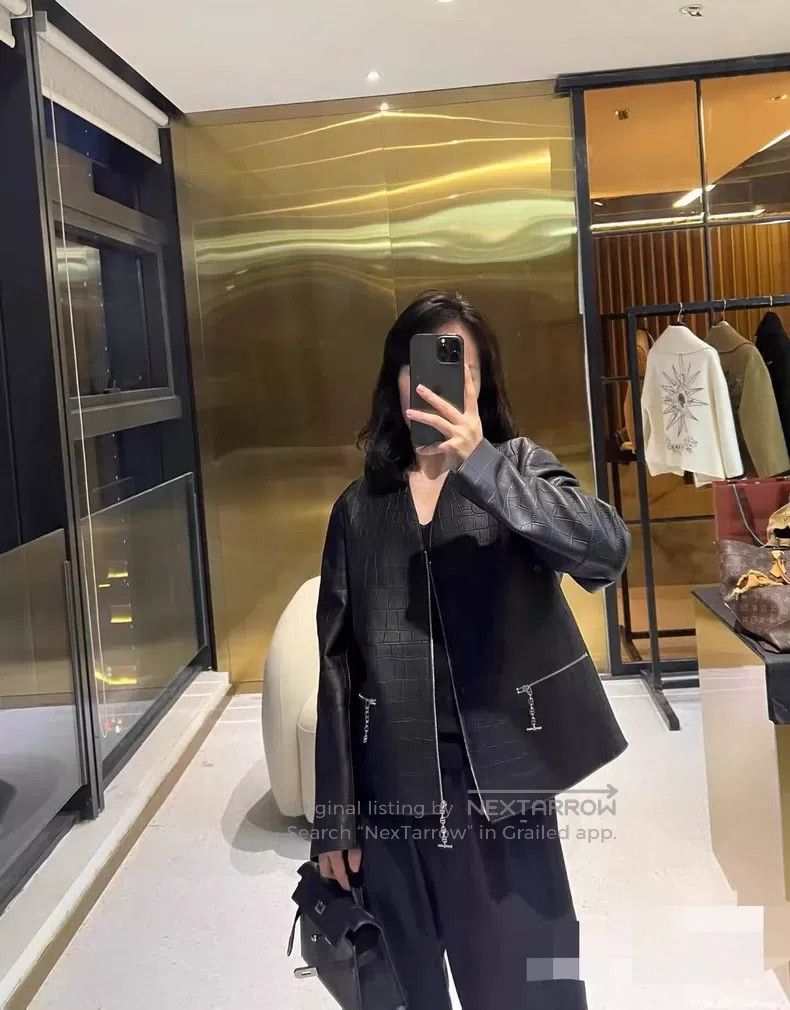 Hermes Hermes Black Cashmere V-neck Silver Buckle Jacket Size XS / US 0-2 / IT 36-38 - 8 Thumbnail