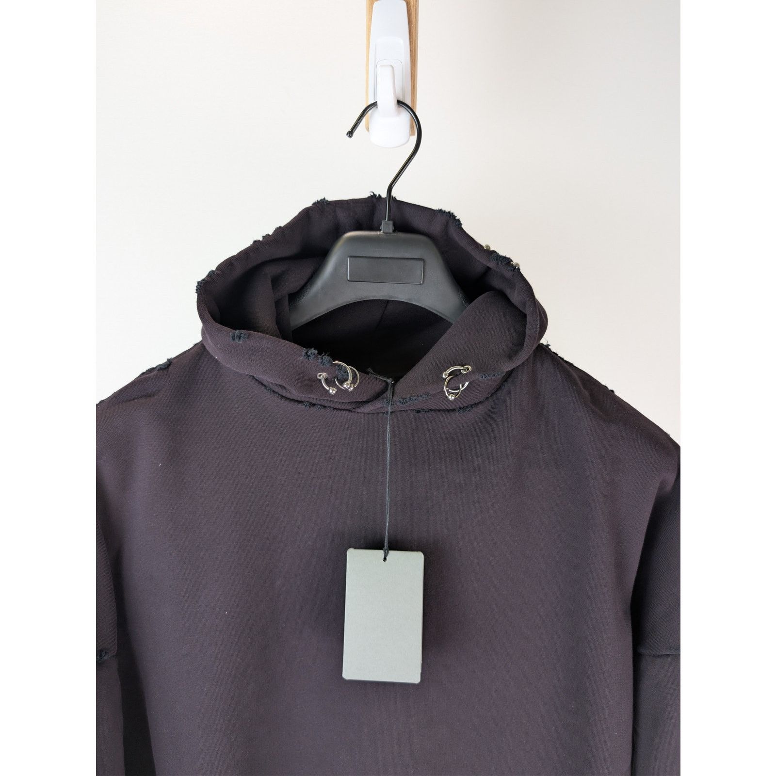 Balenciaga o1rshd1 Pierced Round Hoodie in Washed Black Size US M / EU 48-50 / 2 - 7 Thumbnail