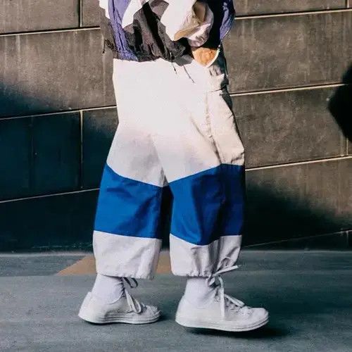 VIBE 2019A/W Simple Blue Japan White Patchwork Pants Size US 32 / EU 48 - 2 Thumbnail