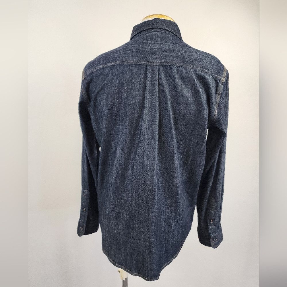 Chaps Chaps Men's Dark Denim Button Front L/S Soft Shell shirt Size US M / EU 48-50 / 2 - 3 Thumbnail