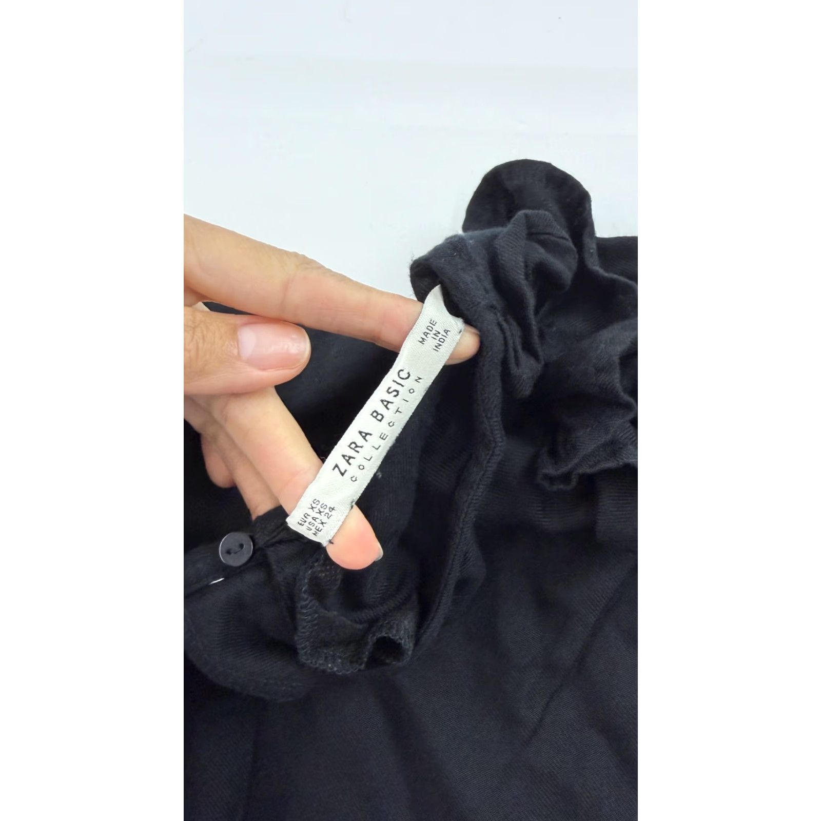 Zara VINTAGE Zara Basic Blouse Womens L Black Embroidered Floral Boho Ruffle Long Sleeve Size L / US 10 / IT 46 - 5 Thumbnail