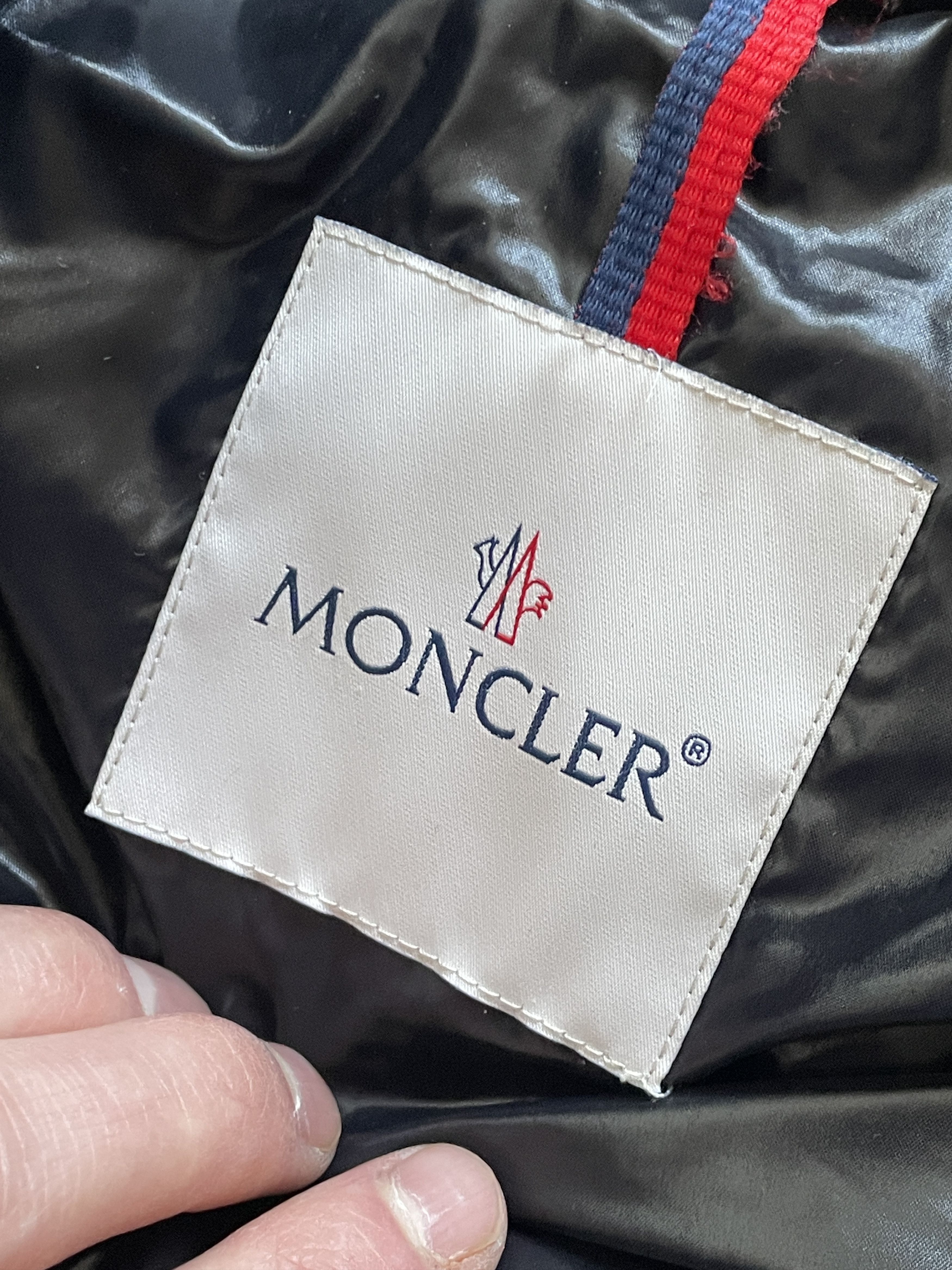 Moncler MONCLER BLACK SHINY CHANY GILET PUFFER VEST Size US S / EU 44-46 / 1 - 10 Thumbnail