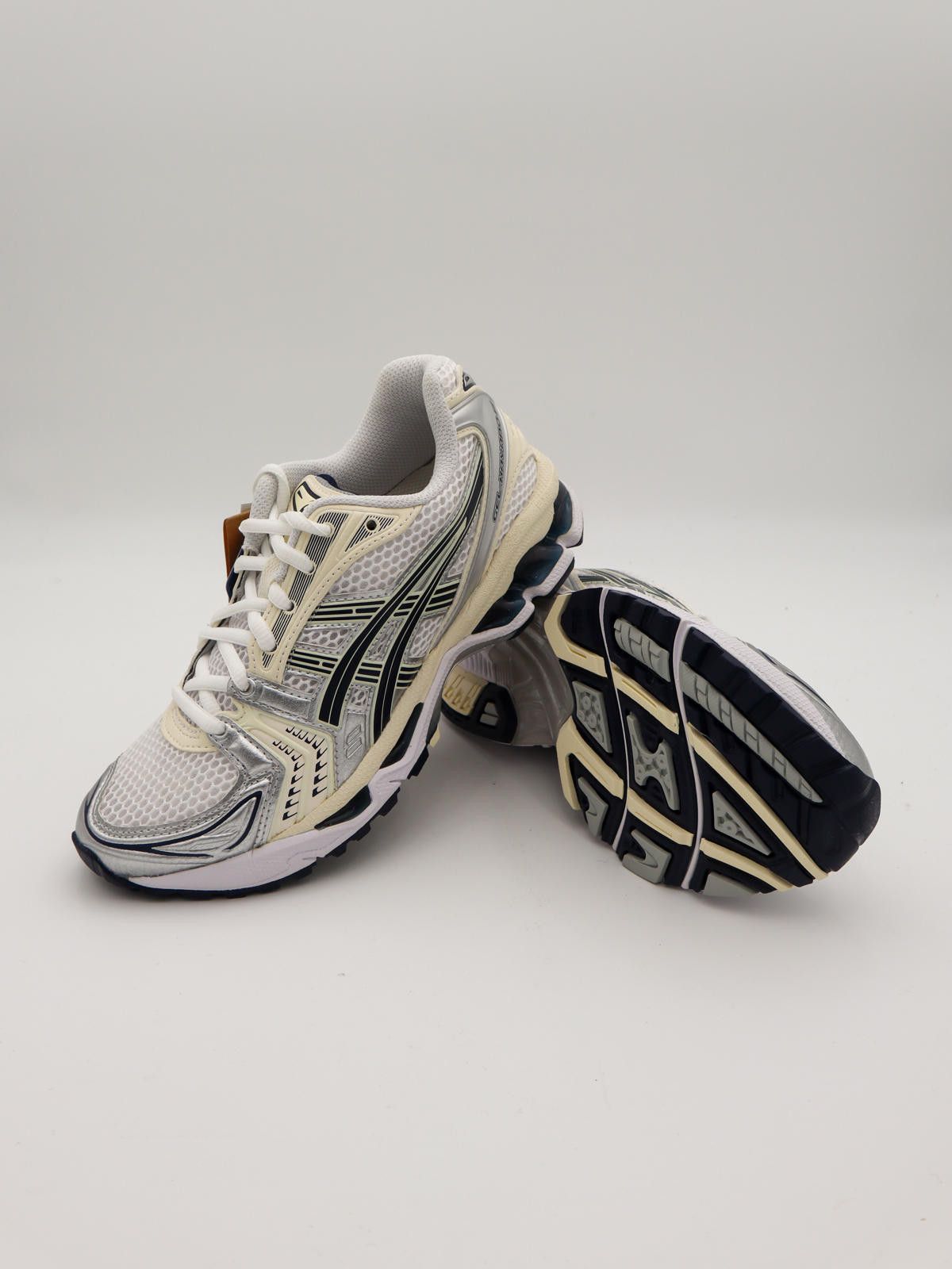 Asics ASICS Gel‑Kayano 14 – 1202A056‑109 – Brand New in Box Size US 6 / IT 36 - 3 Thumbnail