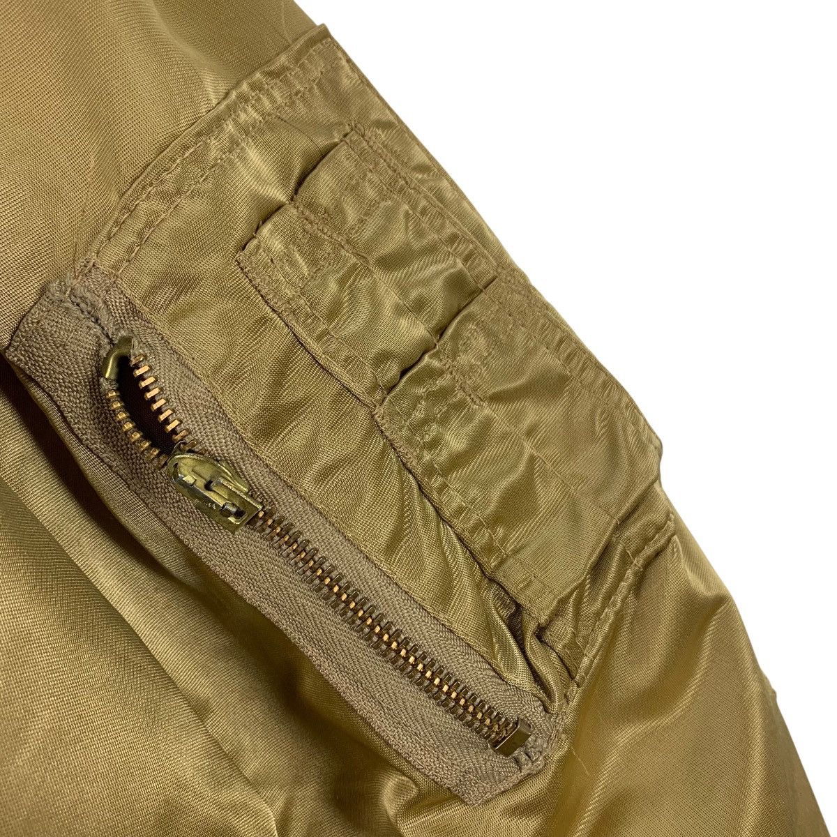Alpha Industries × Vintage Vintage ALPHA INDUSTRIES MA-1 Bomber jacket Size US L / EU 52-54 / 3 - 10 Thumbnail
