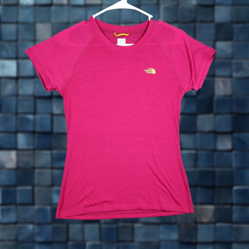 The North Face The North Face Women's Pink Short Sleeve Crew Neck T-Shirt XS Size XS / US 0-2 / IT 36-38 - 1 Thumbnail