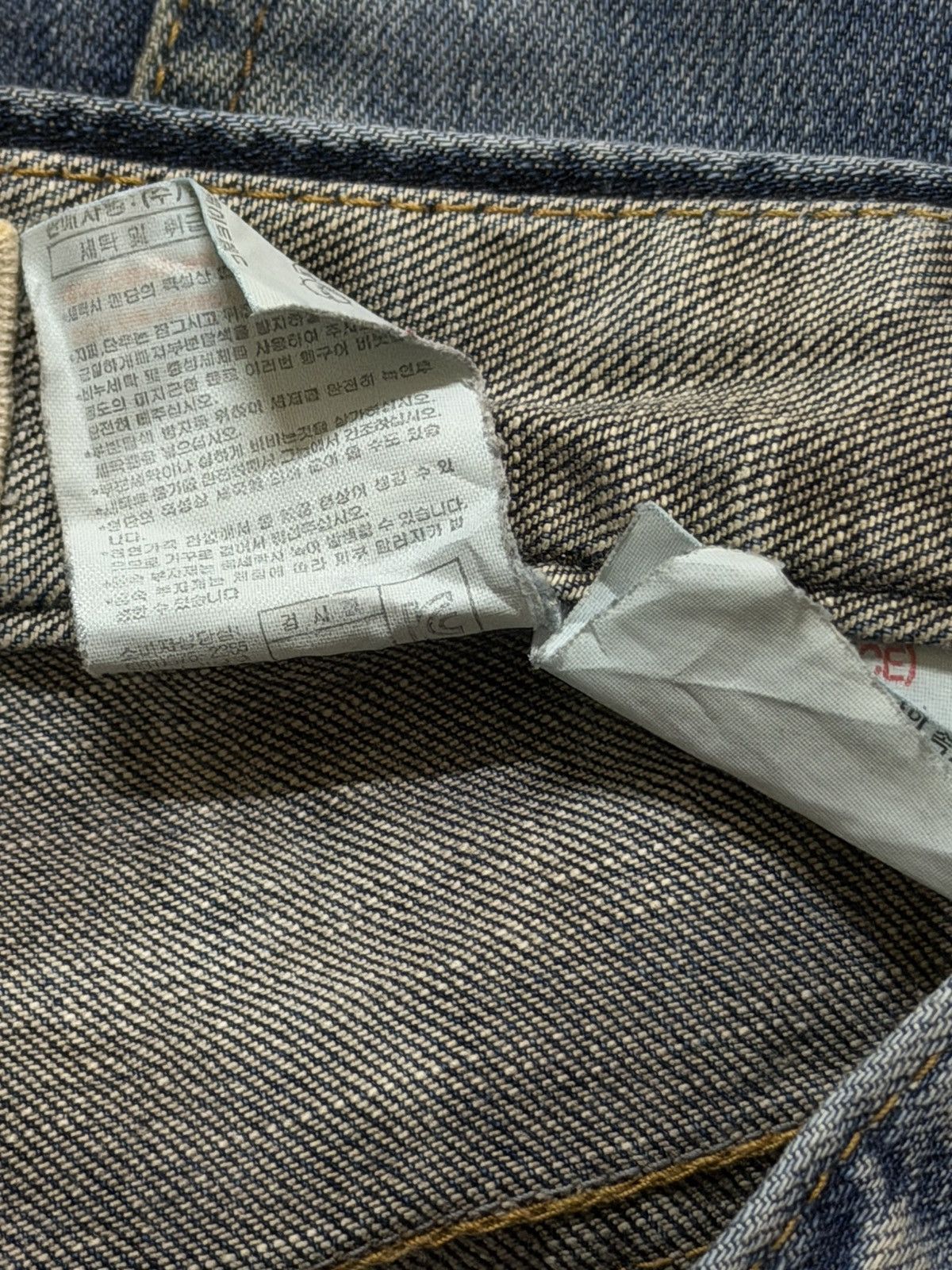 Japanese Brand Vintage Y2K Japanese Brand Blue Faded Wash Bleached Wide Leg Size US 35 - 7 Thumbnail