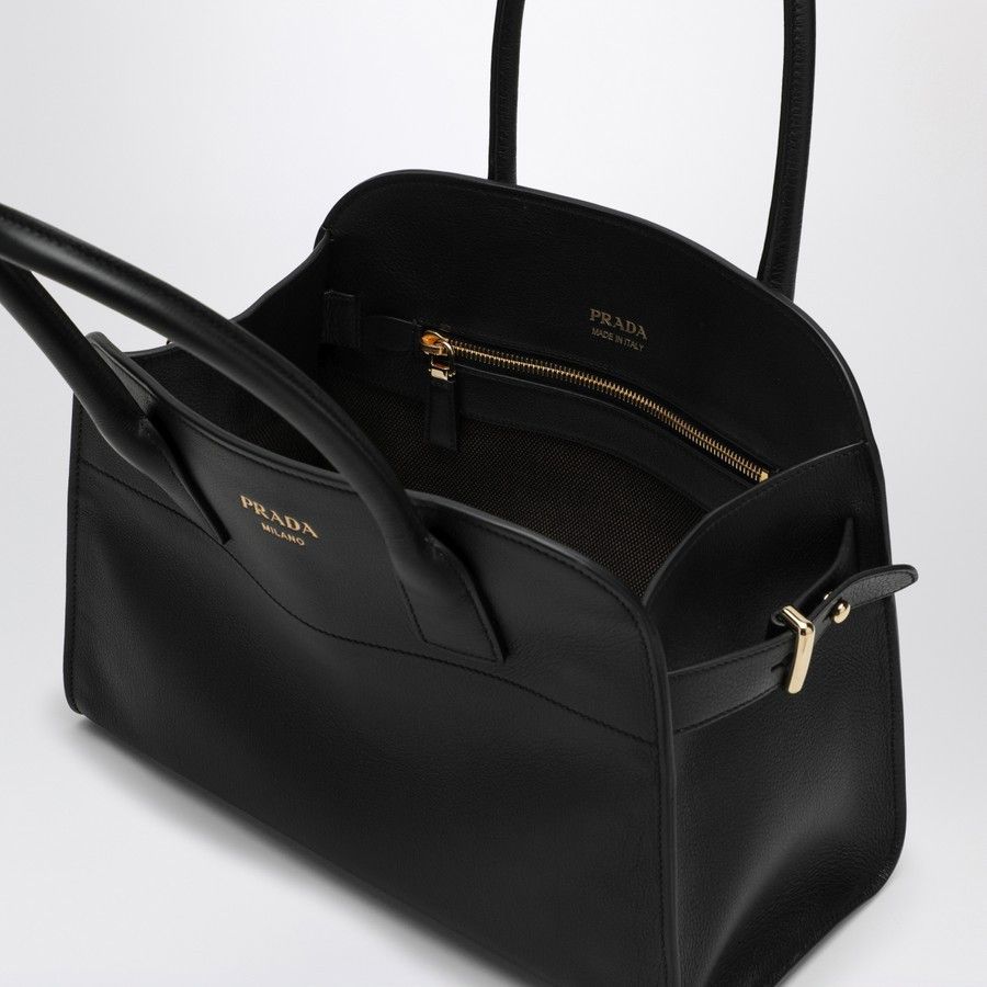 o1d2blof0924 Size : OS / Leather Shopping Bag In Black