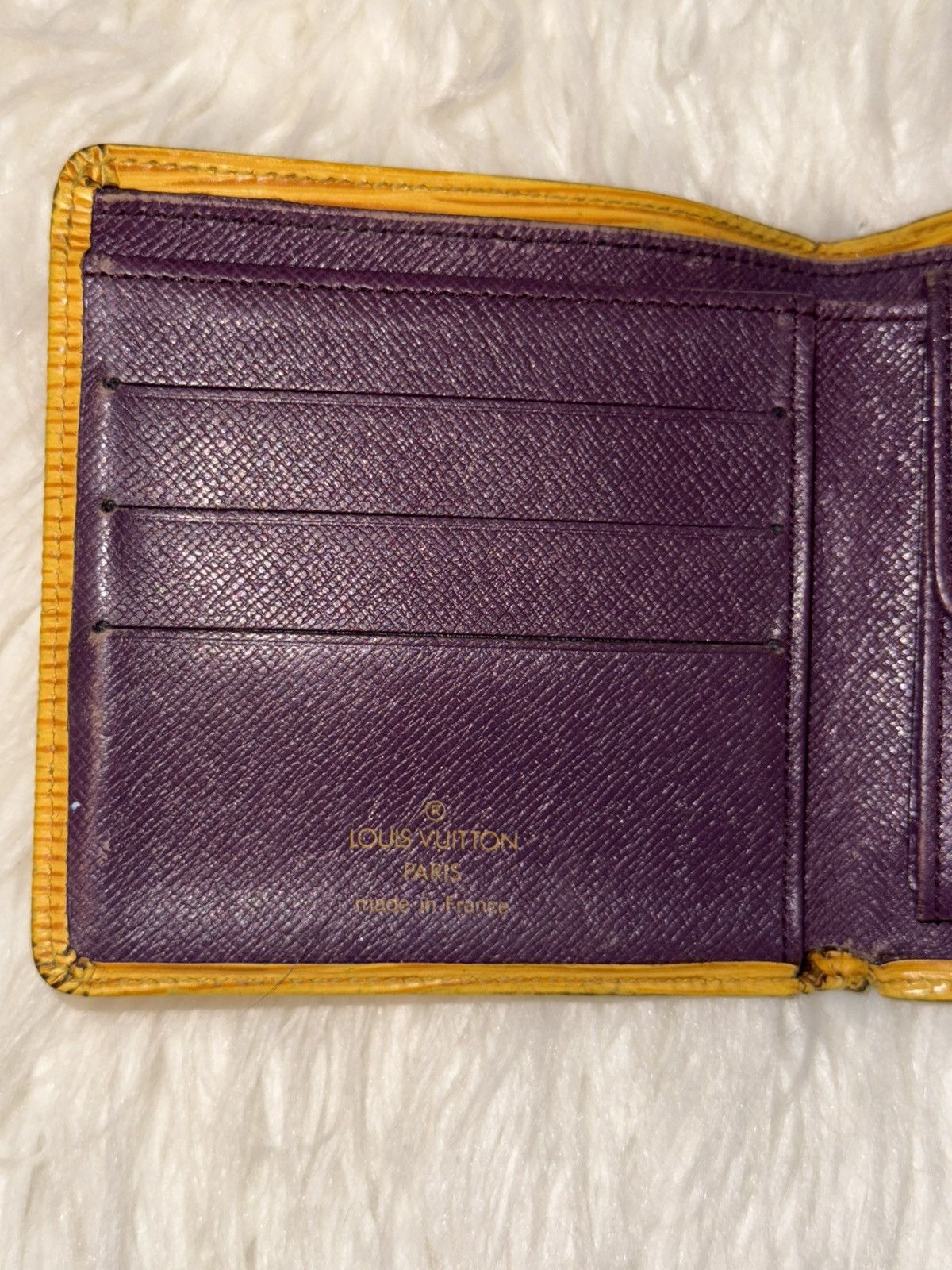 Louis Vuitton Louis Vuitton Yellow Epi Bifold Wallet Size ONE SIZE - 5 Thumbnail