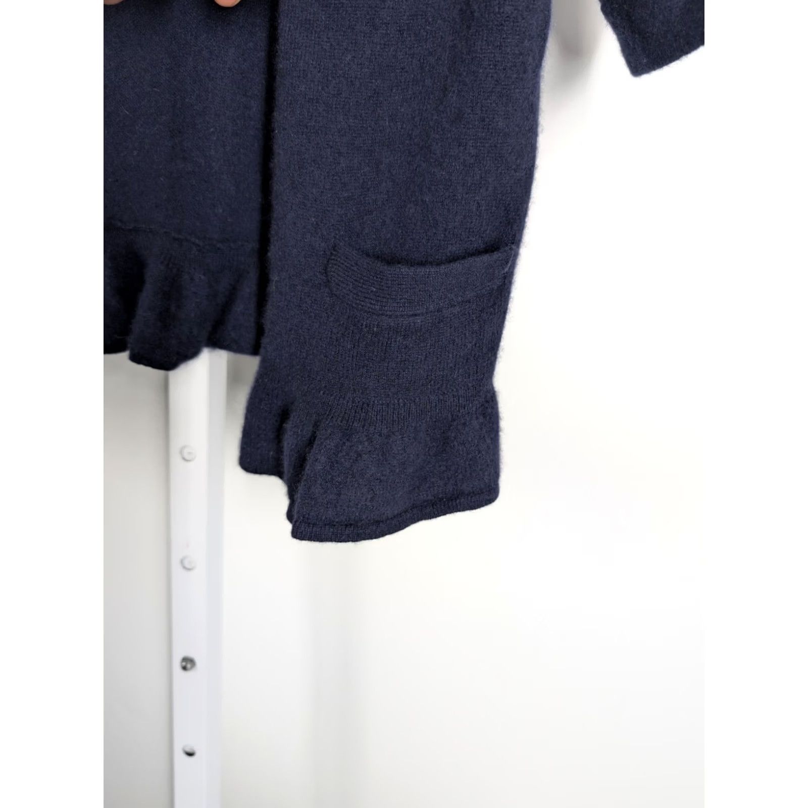 J.Crew VINTAGE J.CREW Cardigan Sweater Navy Cashmere Knit Frill SS Small Women's Size S / US 4 / IT 40 - 4 Thumbnail