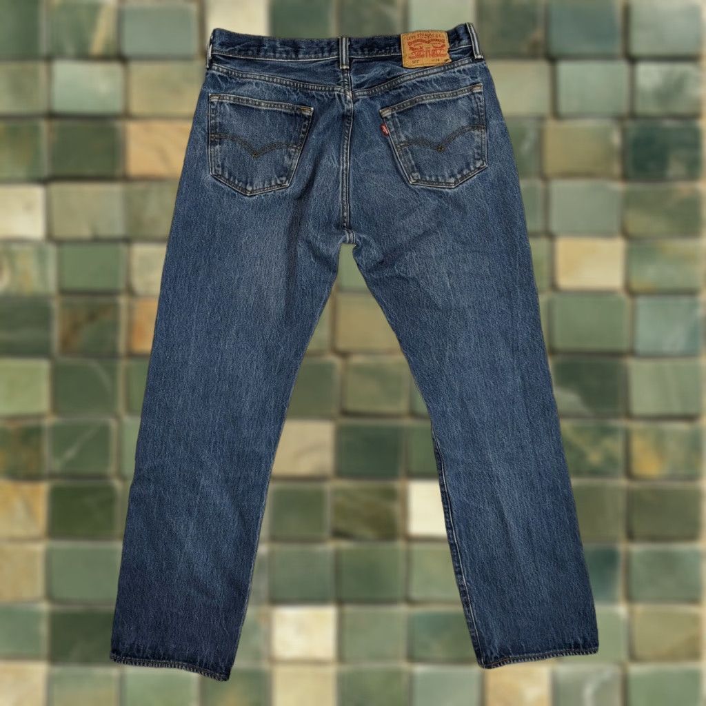 Levi's VINTAGE Levi's 501 Jeans Men 36x34 Regular Straight Leg Button Fly Blue Denim Classic USA 90s M1M Mens Size US 36 / EU 52 - 1 Thumbnail