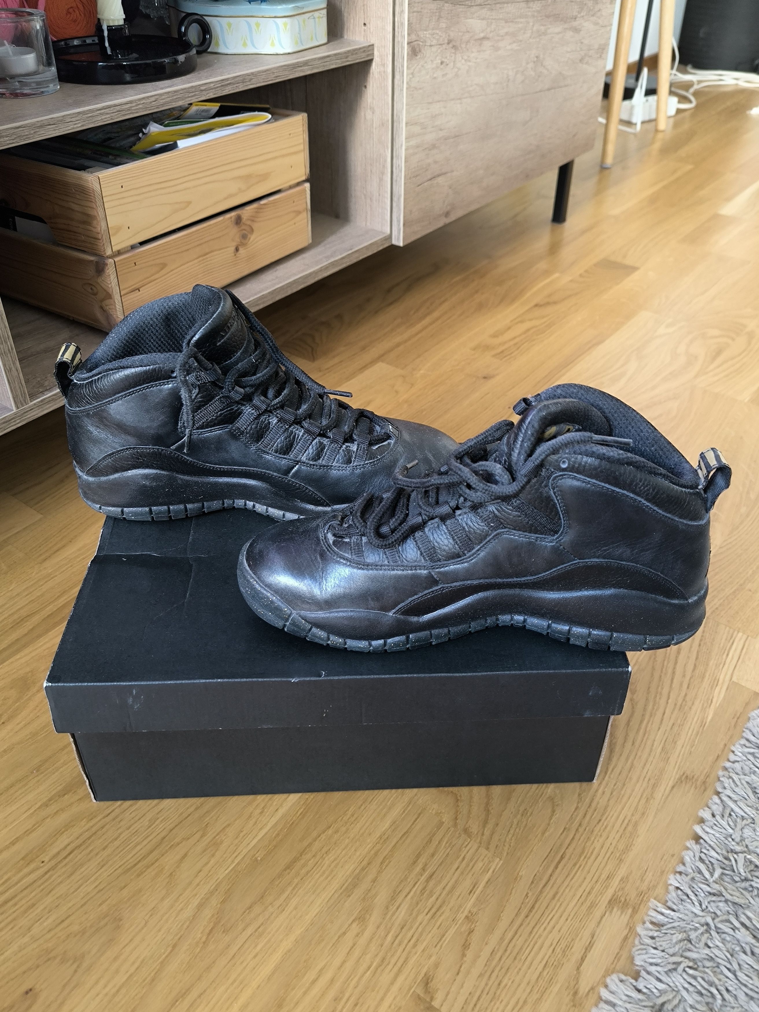 Jordan Brand Jordan 10 Retro "New York City" - 2016 Release Size US 10 / EU 43 - 3 Thumbnail