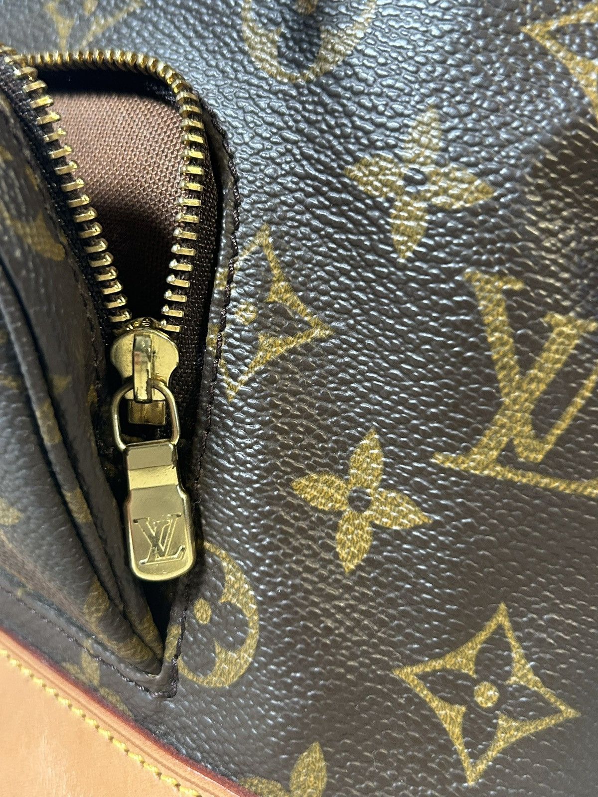 Louis Vuitton Louis Vuitton Montsouris PM Backpack - Vintage 2000s Size ONE SIZE - 10 Thumbnail