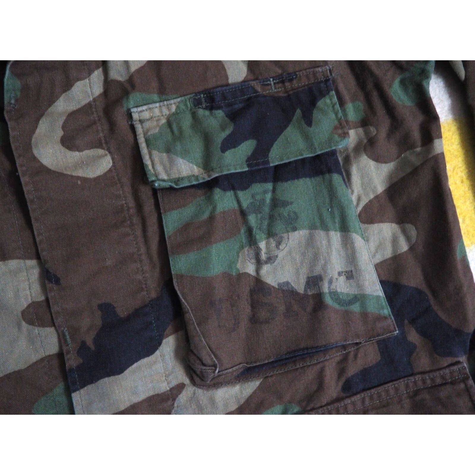 Vintage VTG 80s US Military BDU USMC Stencil Marines Woodland Camo Button Jacket S Short Mens Regular Cotton Canvas Size US 29 - 2 Thumbnail