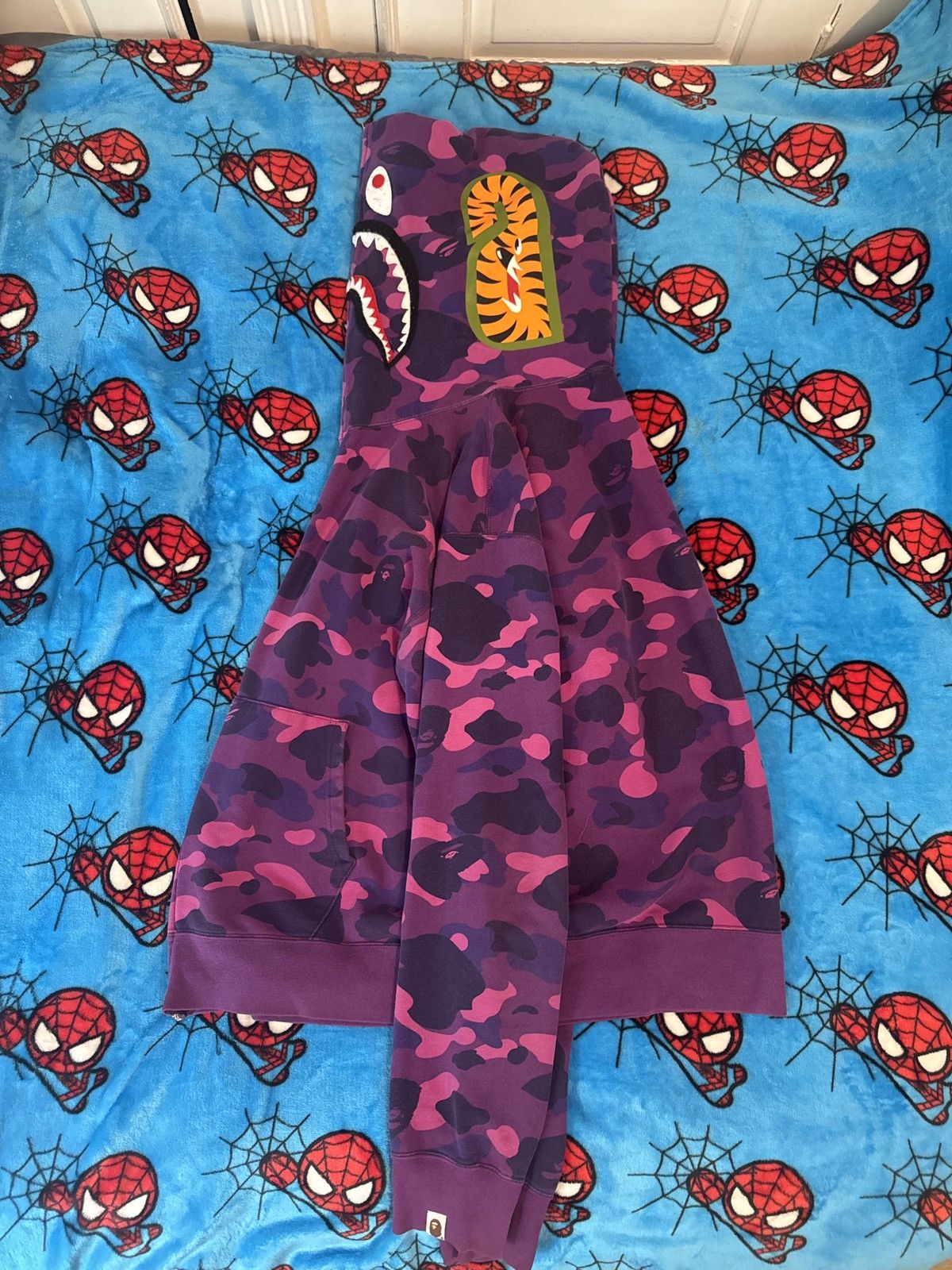 Bape Purple bape hoodie Size US XL / EU 56 / 4 - 2 Thumbnail