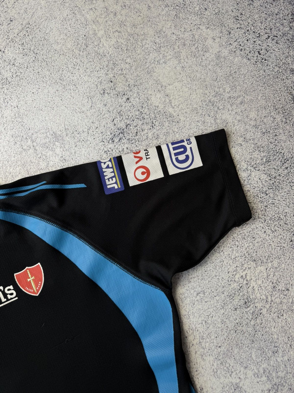 Vintage Ospreys Rugby Union Kooga Great Shape Ospreys Throwback Size US M / EU 48-50 / 2 - 19 Thumbnail