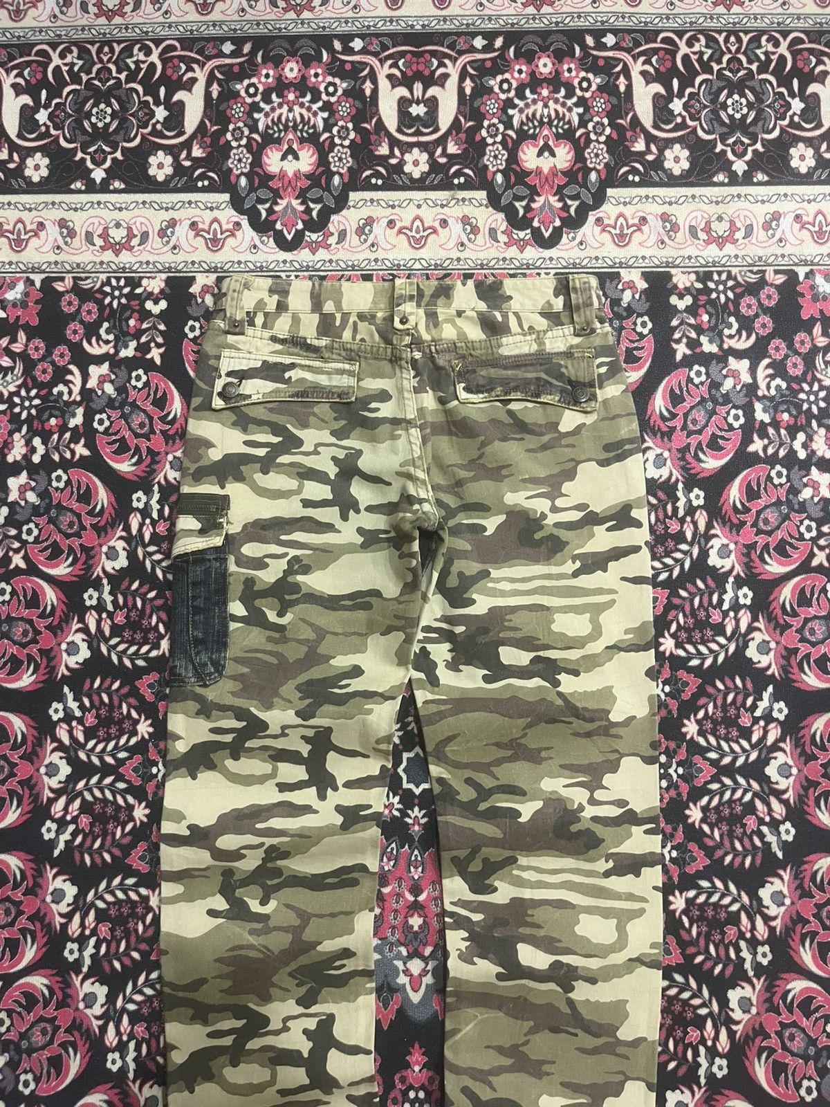 Japanese Brand Vintage Japanese Brand Hybrid Camo Jeans Cargo Style Denim Size US 29 - 5 Thumbnail