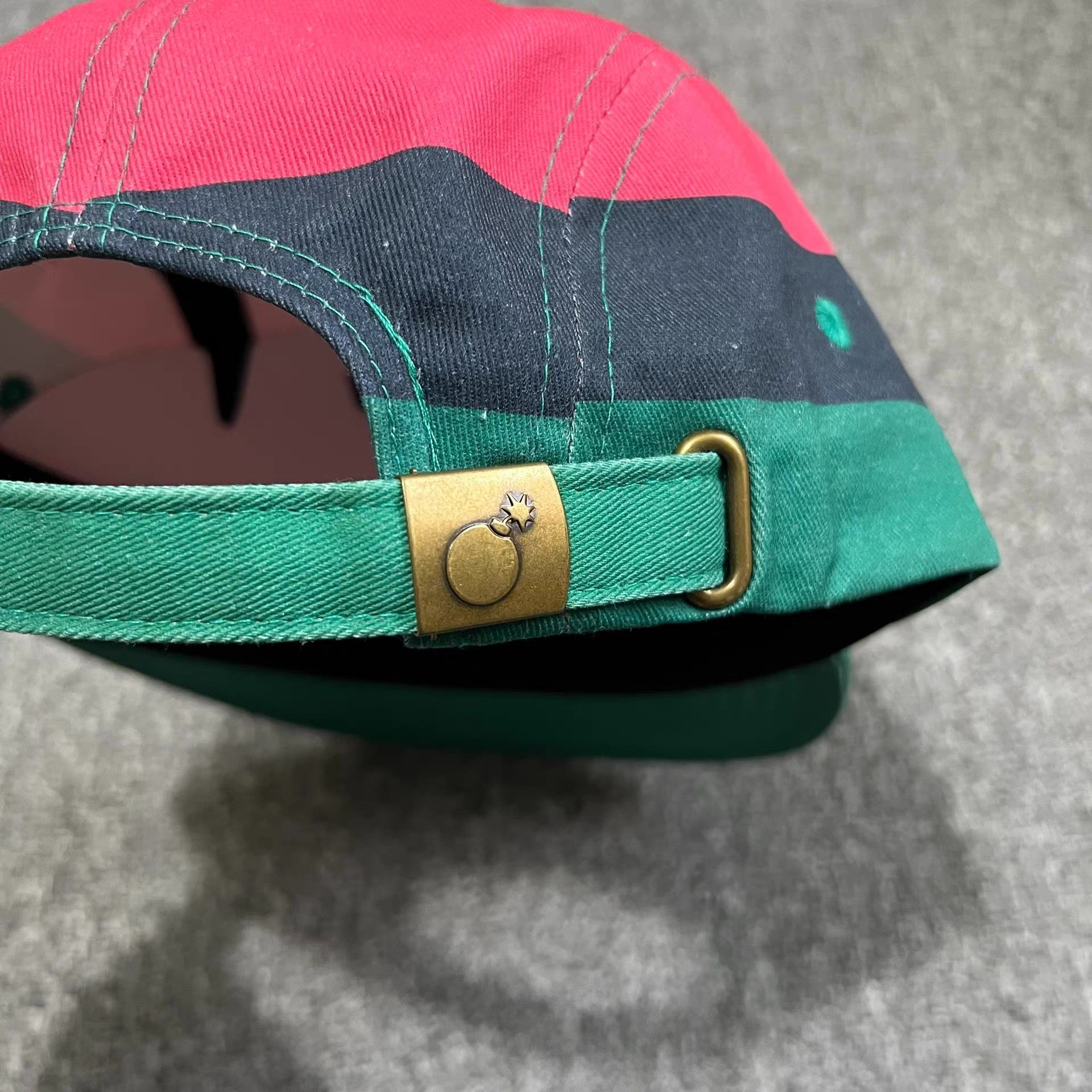 The Hundreds The Hundreds Bomb Vintage 5-Panel Baseball Visor Q7 Size ONE SIZE - 5 Thumbnail