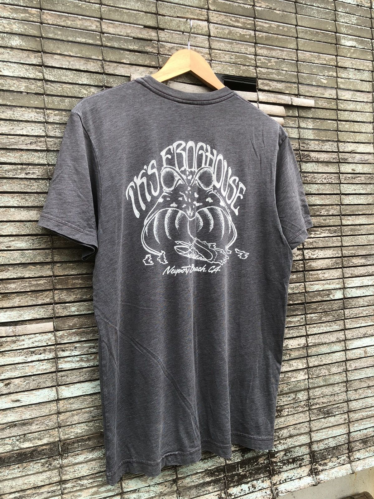 Volcom RARE Vintage Y2K Volcom TK’S Frog House Inc Bakckhit Tee Size US L / EU 52-54 / 3 - 3 Thumbnail