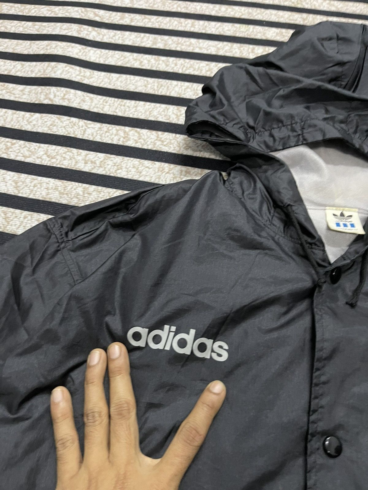 Adidas × Japanese Brand × Vintage 80s ADIDAS BIG LOGO HOODIE LIGHT JACKET RARE Size US M / EU 48-50 / 2 - 7 Thumbnail
