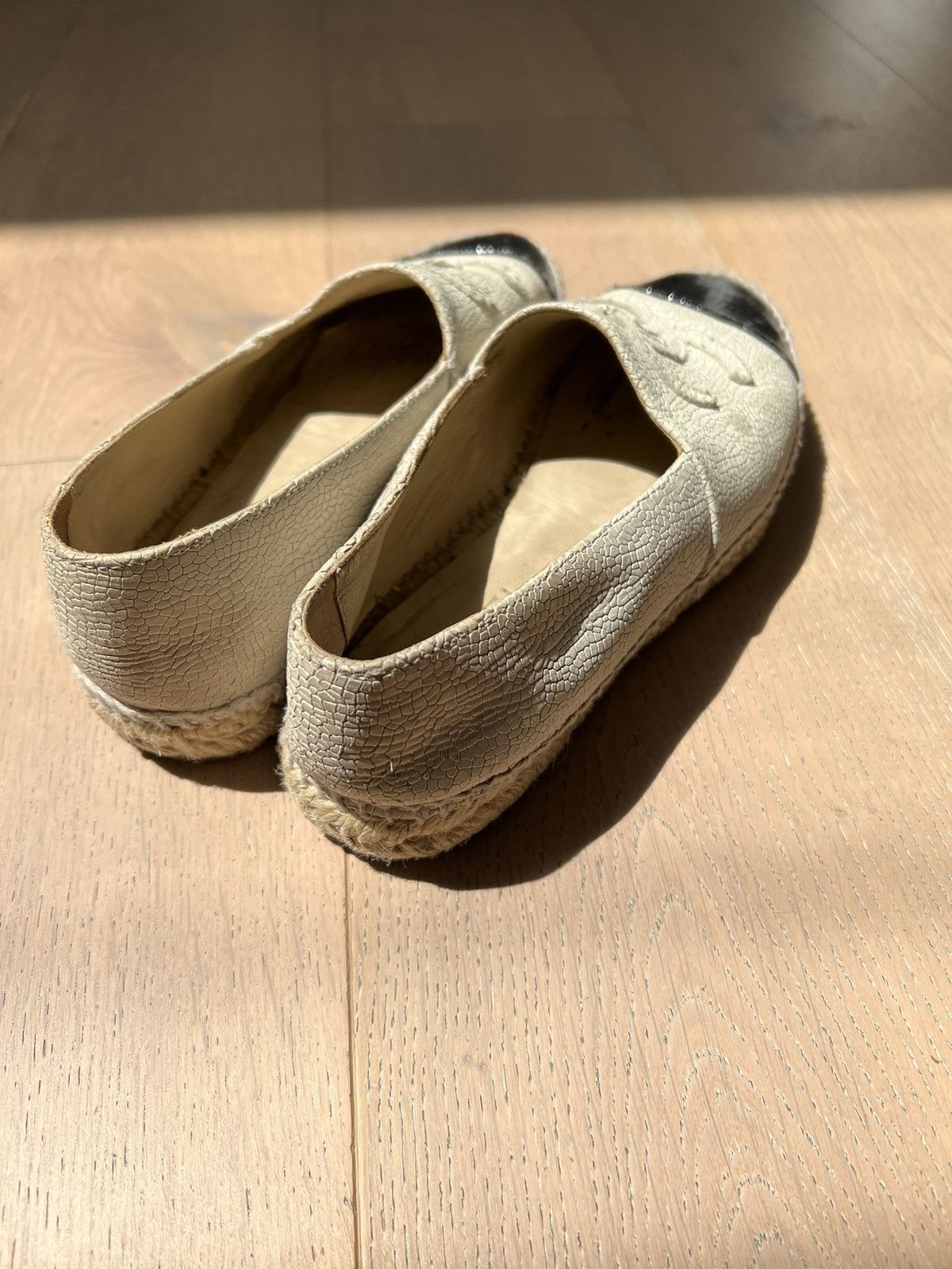 Chanel Chanel Beige Espadrilles Size 9 Size US 9 / IT 39 - 3 Thumbnail
