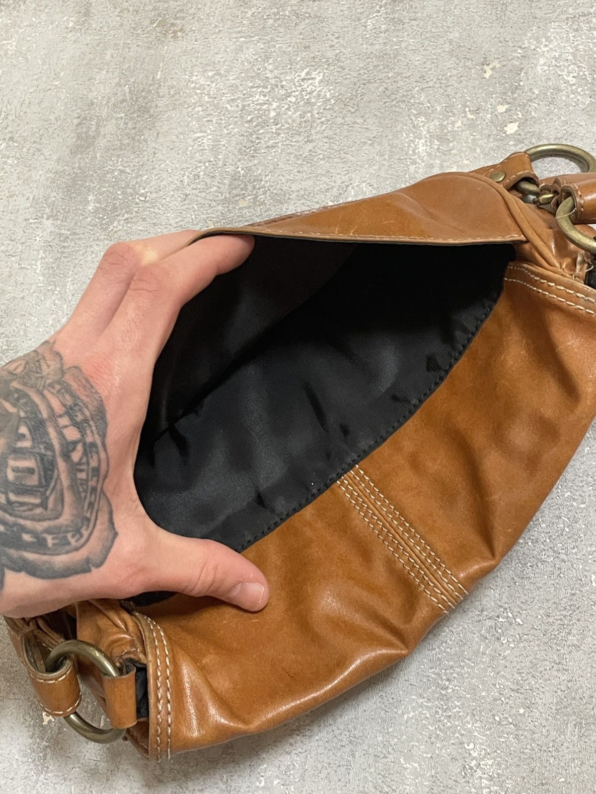 Guess Vintage Y2K Guess Bag Brown Size ONE SIZE - 13 Thumbnail