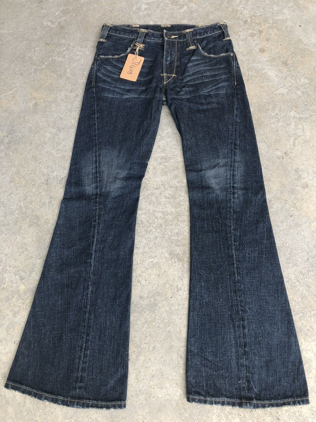 Levi's Flared Levis Engineered Bootcut Distressed Denim Size US 30 / EU 46 - 1 Thumbnail