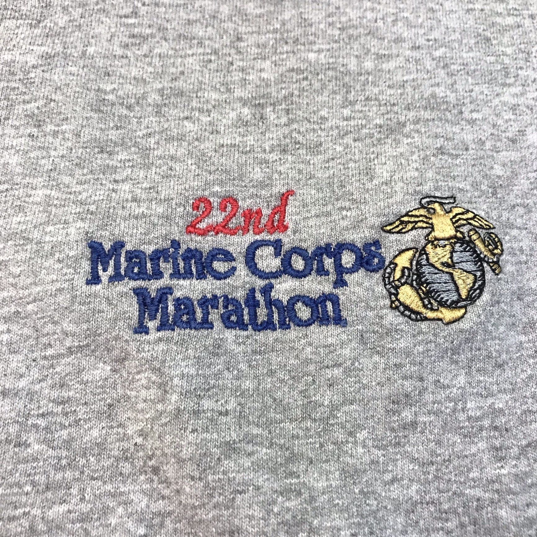 Lee VINTAGE 90s Lee Marine Corps Marathon Shirt Long Sleeve Mock Neck L Gray Embroidered Mens Size US L / EU 52-54 / 3 - 2 Thumbnail