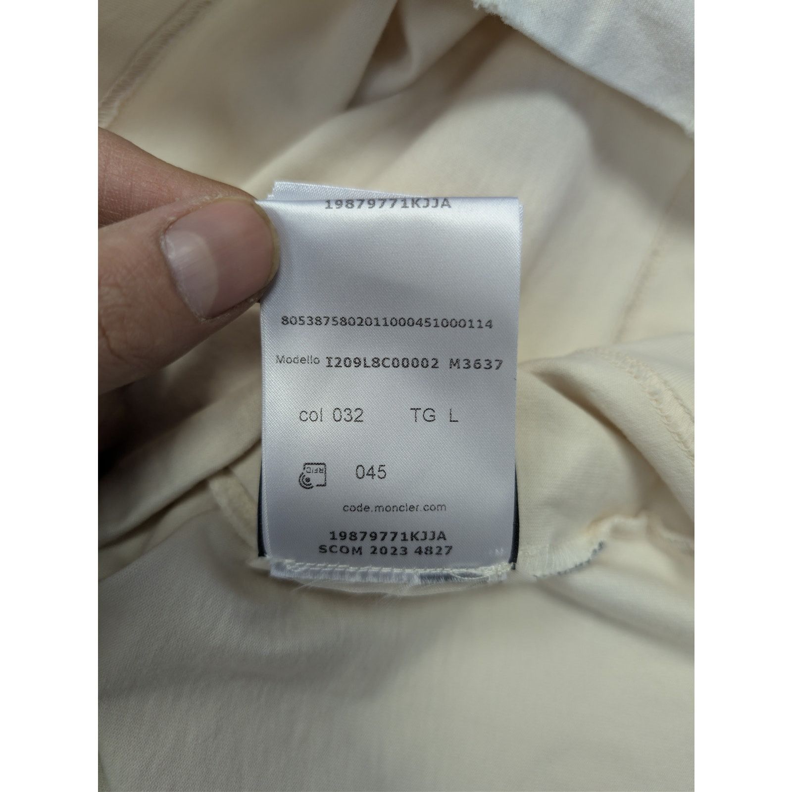 Moncler × Palm Angels o1rshd1 Short Sleeve T-Shirt in White Size US L / EU 52-54 / 3 - 21 Thumbnail