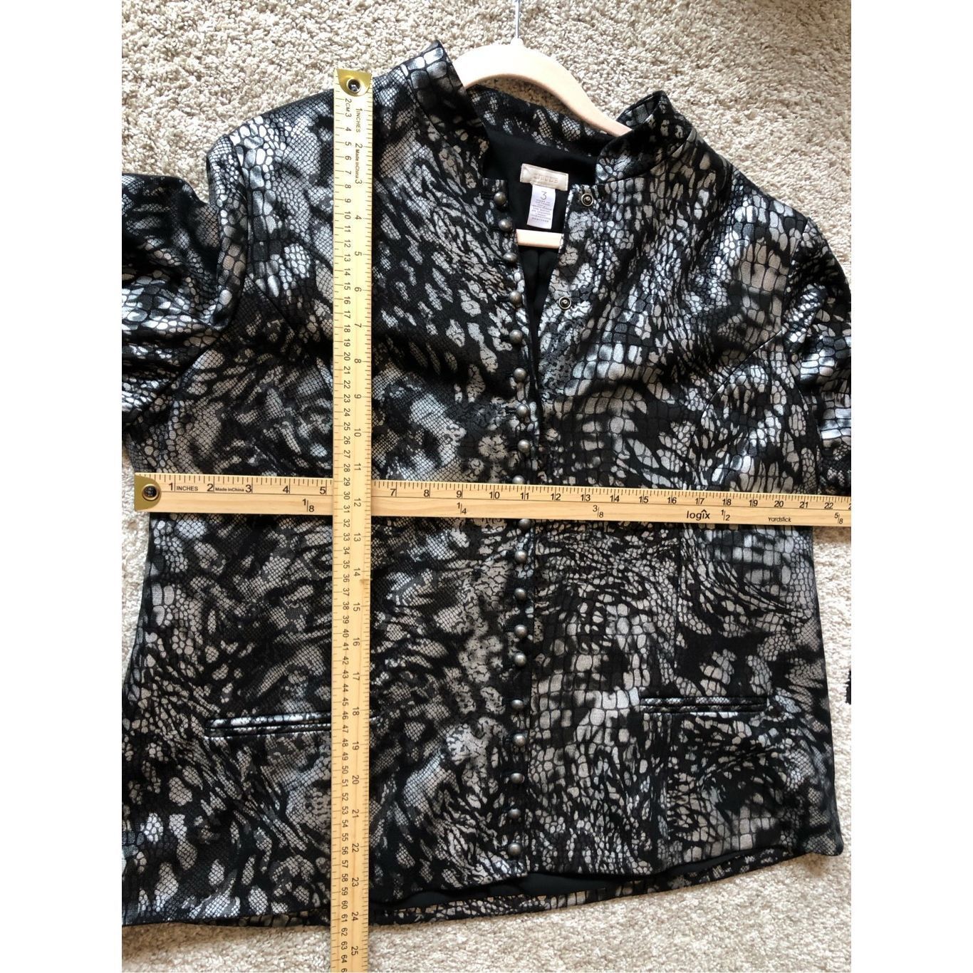 Chicos Chico’s Women’s Silver and Black Alligator Skin Design Snap Size XL / US 12-14 / IT 48-50 - 8 Thumbnail