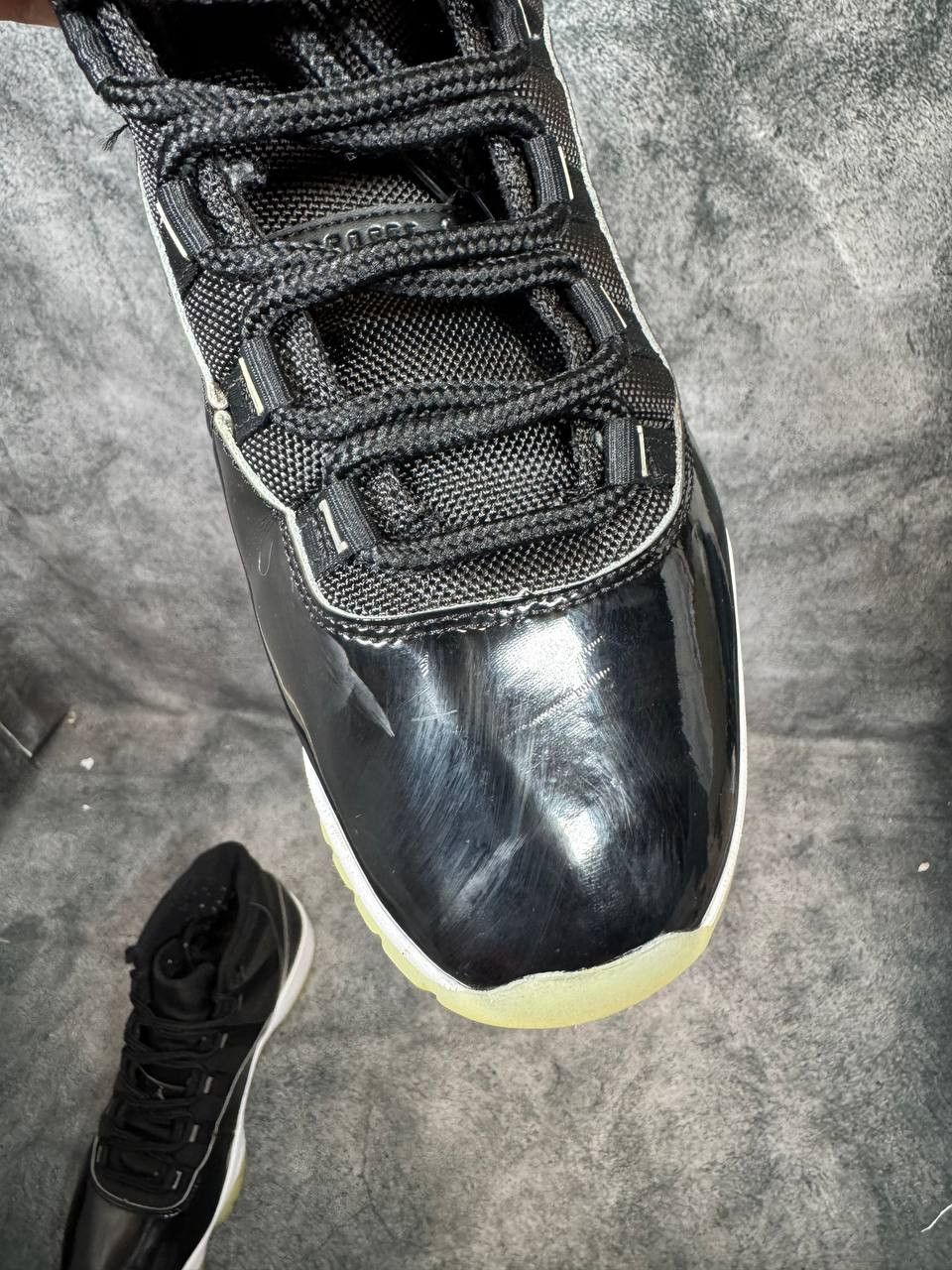 Jordan Brand Size 10.5 | Jordan 11 Jubilee No Box | Pre-Owned Size US 10.5 / EU 43-44 - 8 Thumbnail