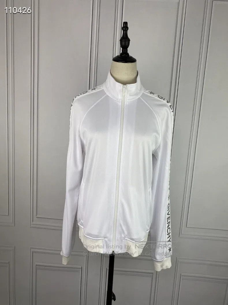 Givenchy Givenchy Size40 White Sportswear White Sportswear Size US M / EU 48-50 / 2 - 1 Thumbnail