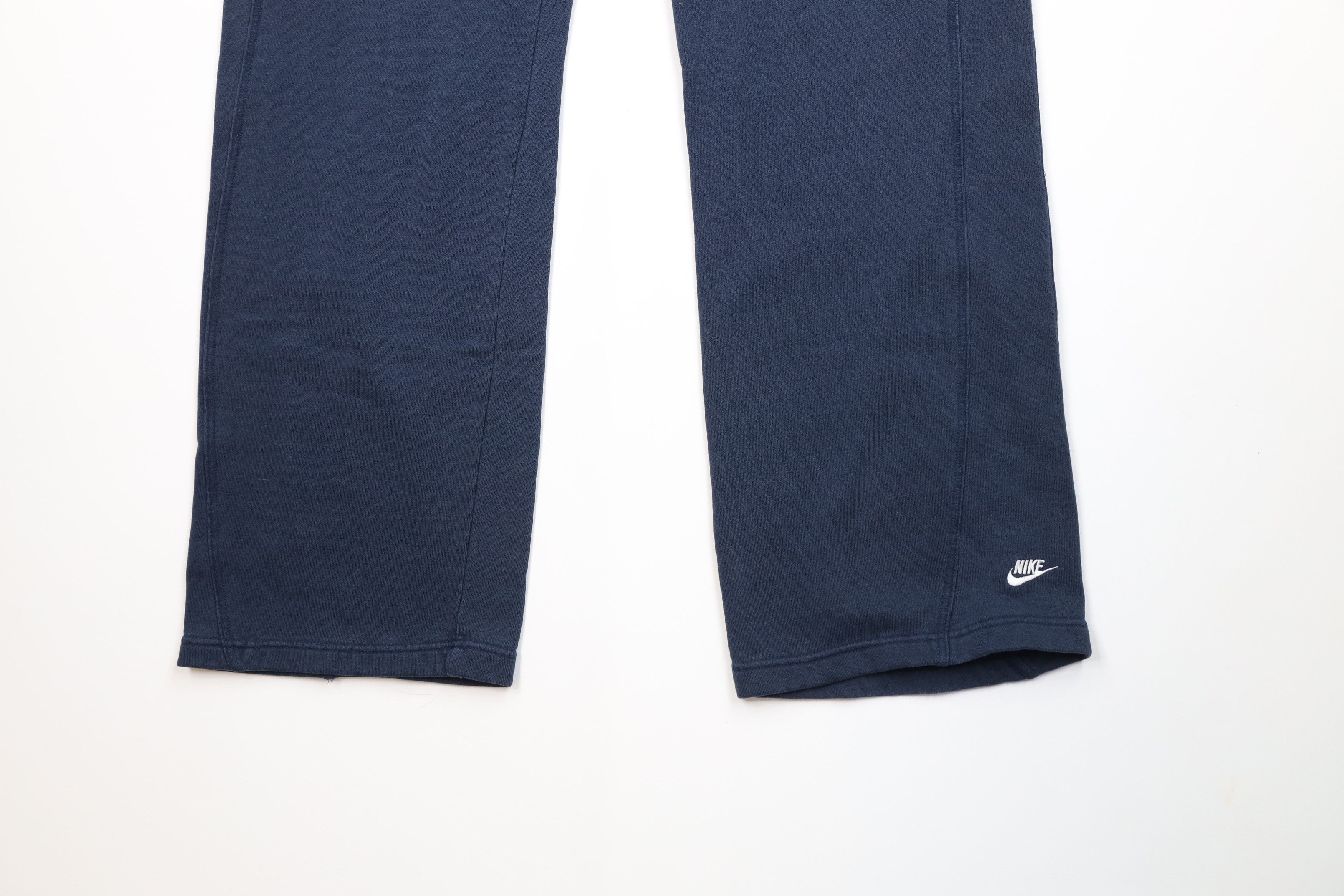 Nike Vintage Y2K Nike Scott Mini Swoosh Wide Leg Sweatpants Size 30" / US 8 / IT 44 - 4 Thumbnail