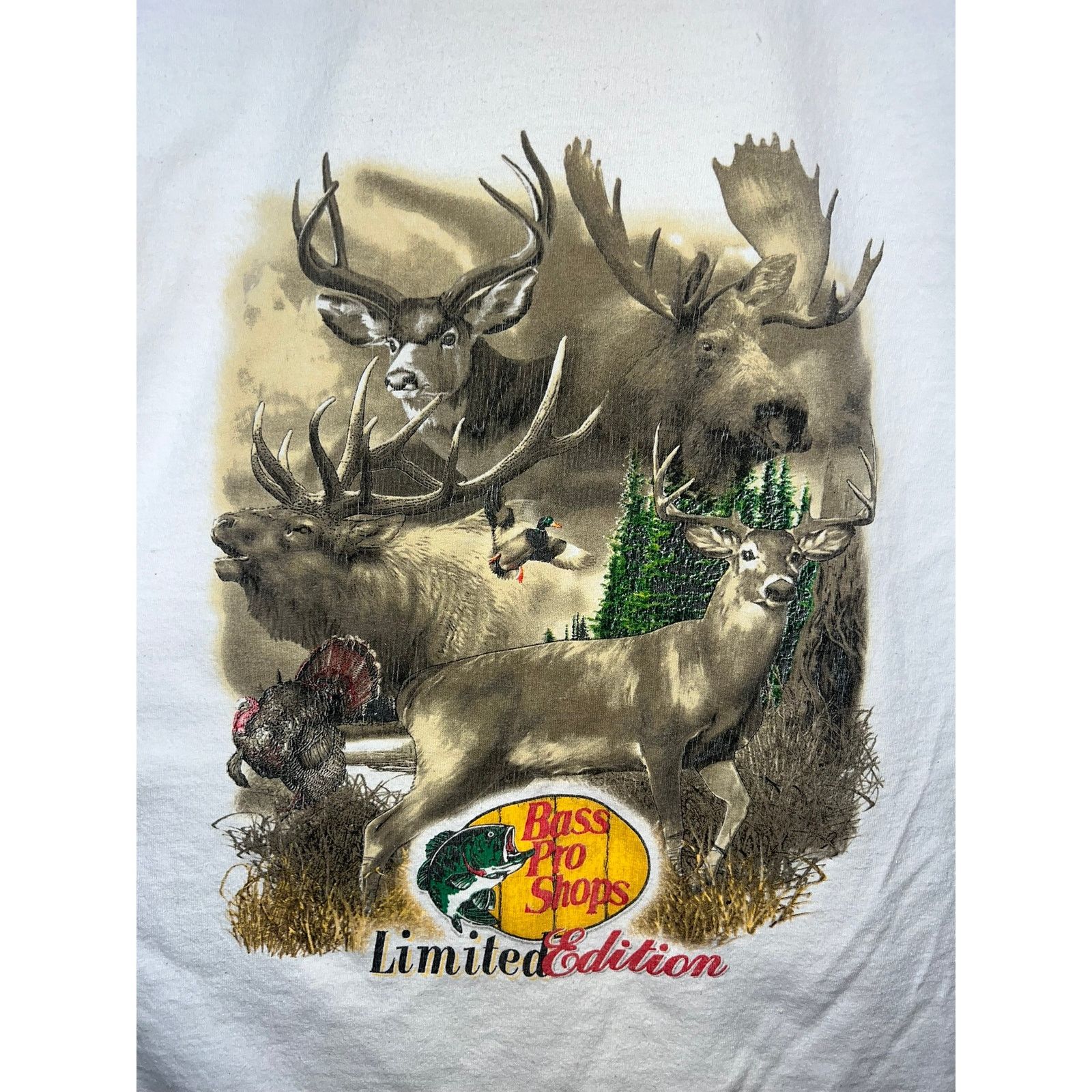 Gildan Vintage Bass Pro Shops Shirt Limited Edition Hunting Tee Size US XL / EU 56 / 4 - 7 Thumbnail