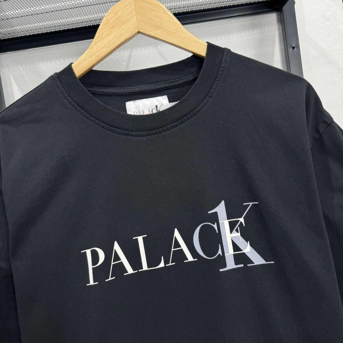 Calvin Klein × Palace Palace x Calvin Klein Size US XL / EU 56 / 4 - 4 Thumbnail