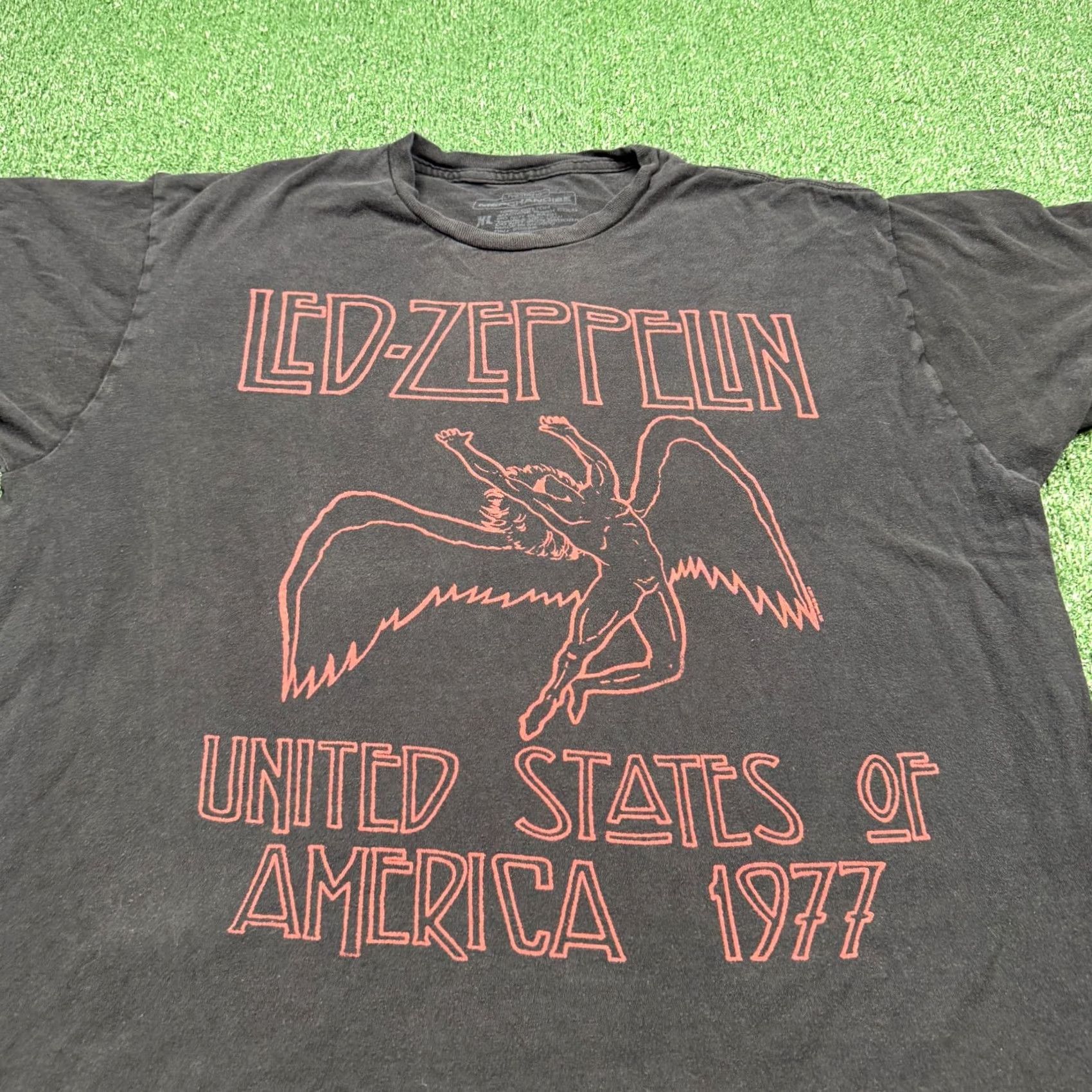 Olive Led Zeppelin Live Nation Graphic T Shirt Men's XL Black Short Sleeve 2011 Size US XL / EU 56 / 4 - 3 Thumbnail