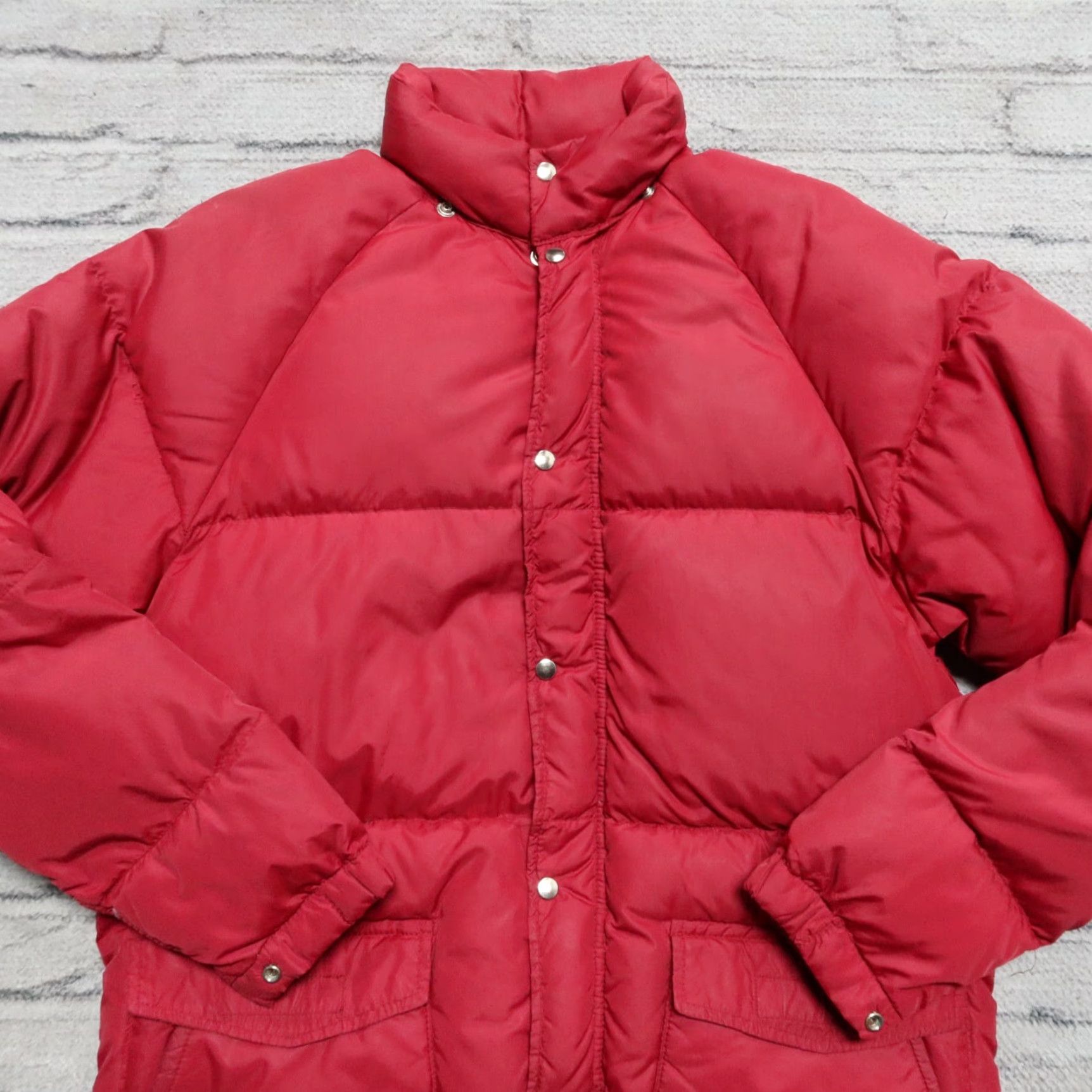 Sierra Designs VINTAGE Sierra Designs Quilted Puffer Down Jacket Made in USA Size M Red 80s 70s Mens Size US S / EU 44-46 / 1 - 2 Thumbnail