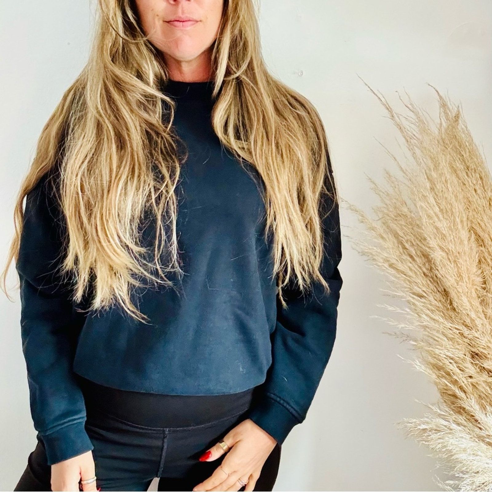 Alo Yoga ALO YOGA Black Chill Crew Neck Pullover $128 Sweatshirt Top Size S / US 4 / IT 40 - 14 Thumbnail