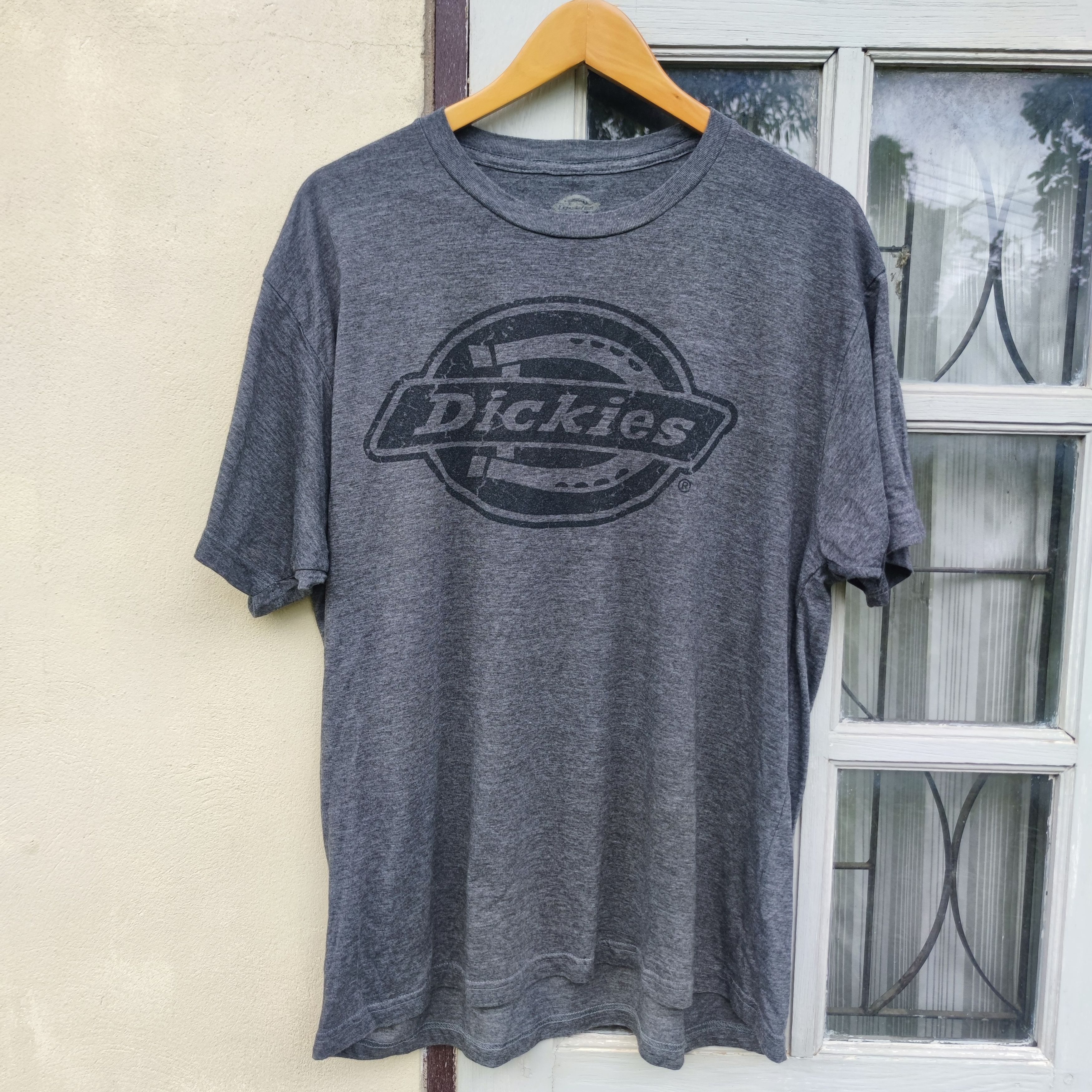 Dickies Dickies Dark Gray Spell out Big Logo T Shirt Size US XL / EU 56 / 4 - 1 Thumbnail