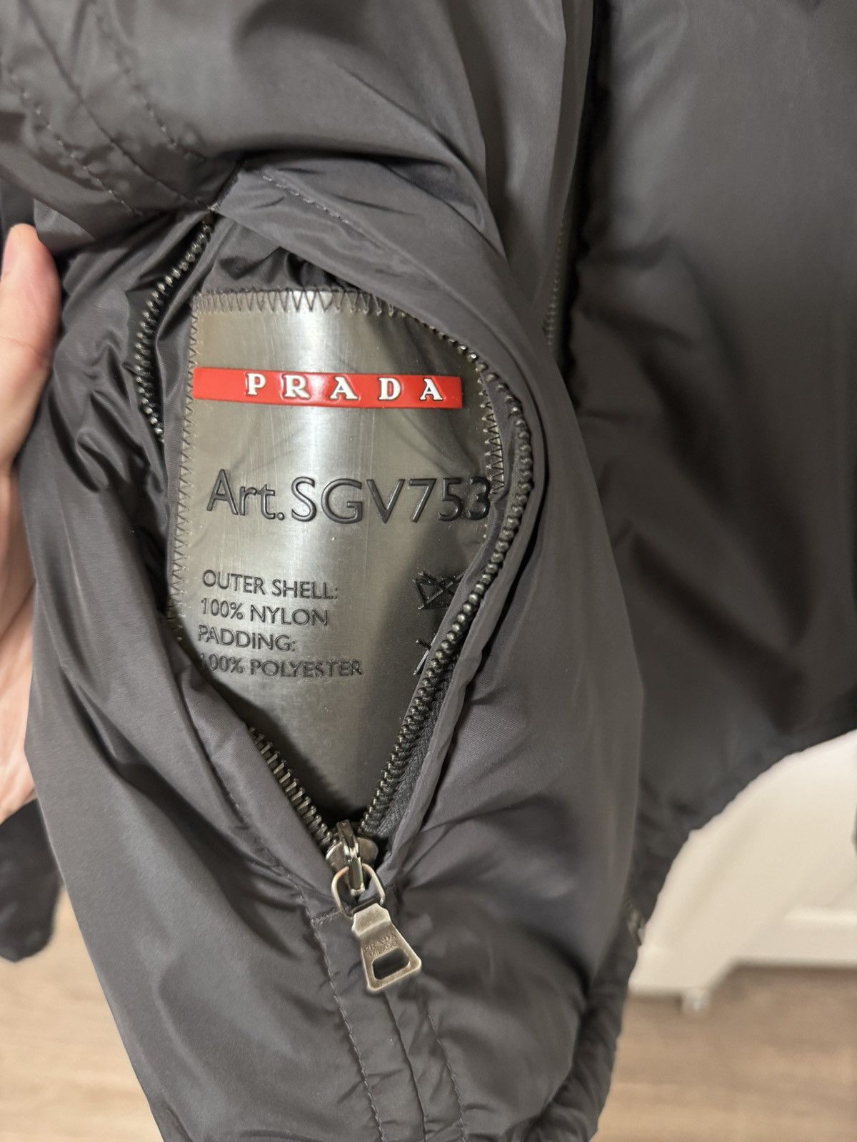 Prada Prada Sport Padded Reversible Nylon Jacket Size 48 Size US M / EU 48-50 / 2 - 6 Thumbnail