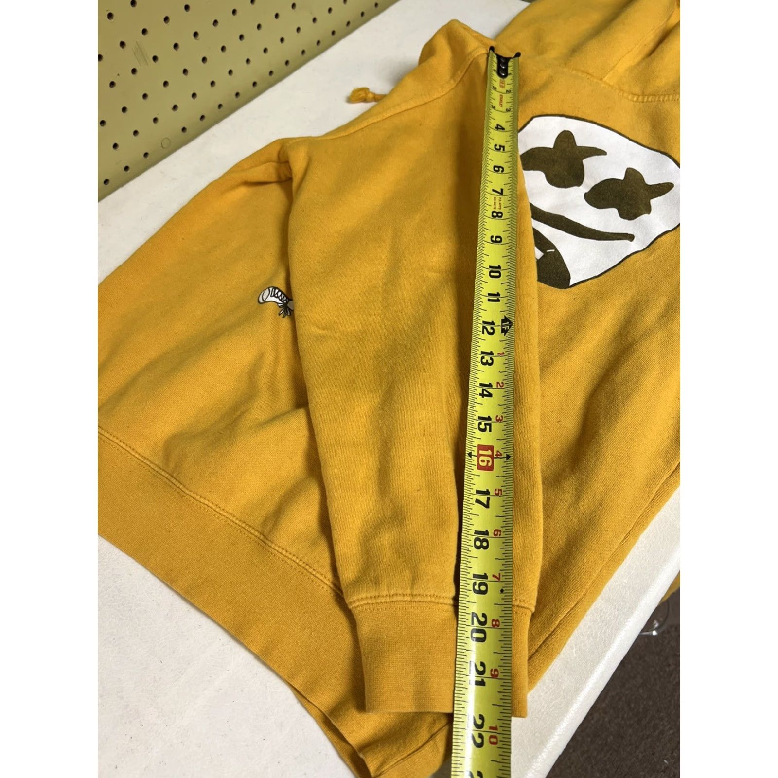 Vintage MARSHMELLO x FORTNITE Men’s Sweatshirt Hoodie Yellow Size Small Size US S / EU 44-46 / 1 - 5 Thumbnail