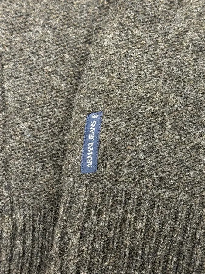 Armani 2010s Armani Khaki Green Wool Buttoned Sweater Size US S / EU 44-46 / 1 - 9 Thumbnail