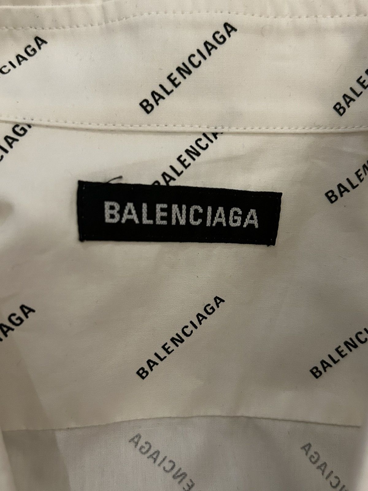 Balenciaga Balenciaga Logo Printed Button Up Tee Shirt Size US L / EU 52-54 / 3 - 4 Thumbnail