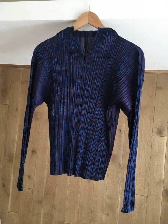 Issey Miyake Issey Miyake size:3 Blue pleated striped long-sleeved top Size L / US 10 / IT 46 - 4 Thumbnail