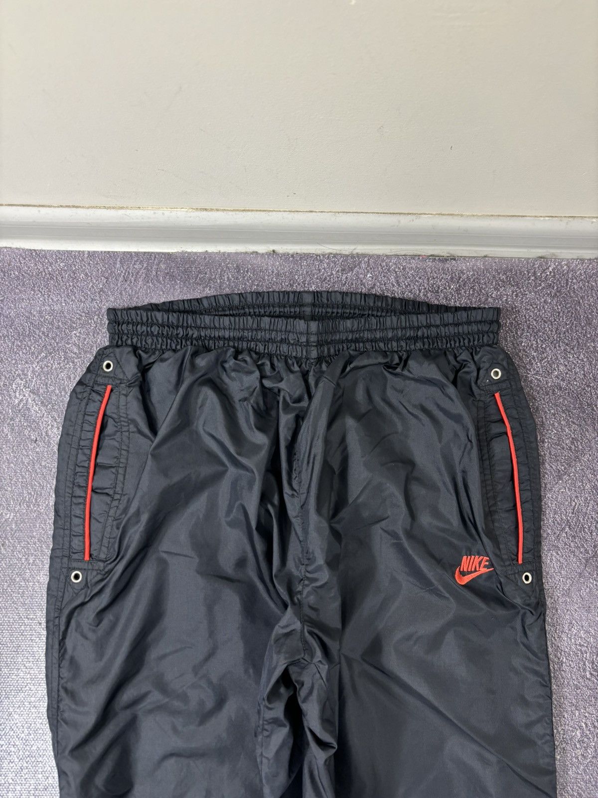 Nike Vintage 90s Nike Y2K Retro Hype Black Nylon Track Pants Size US 32 / EU 48 - 7 Thumbnail