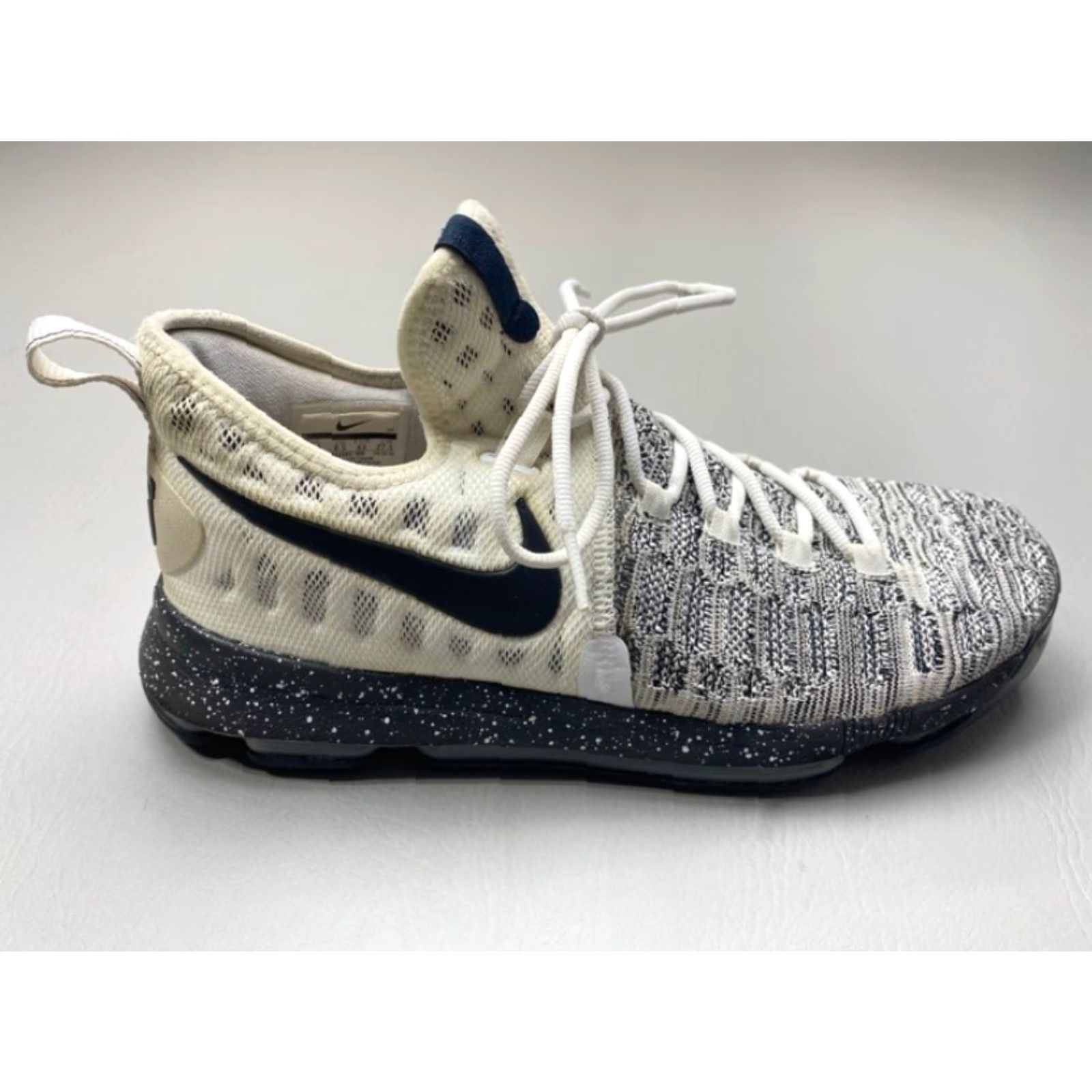 Nike Nike KD 9 Mens Size 9.5 Black/White 2016 Oreo 843392-100 Basketball Sneakers Size US 9 / EU 42 - 5 Thumbnail