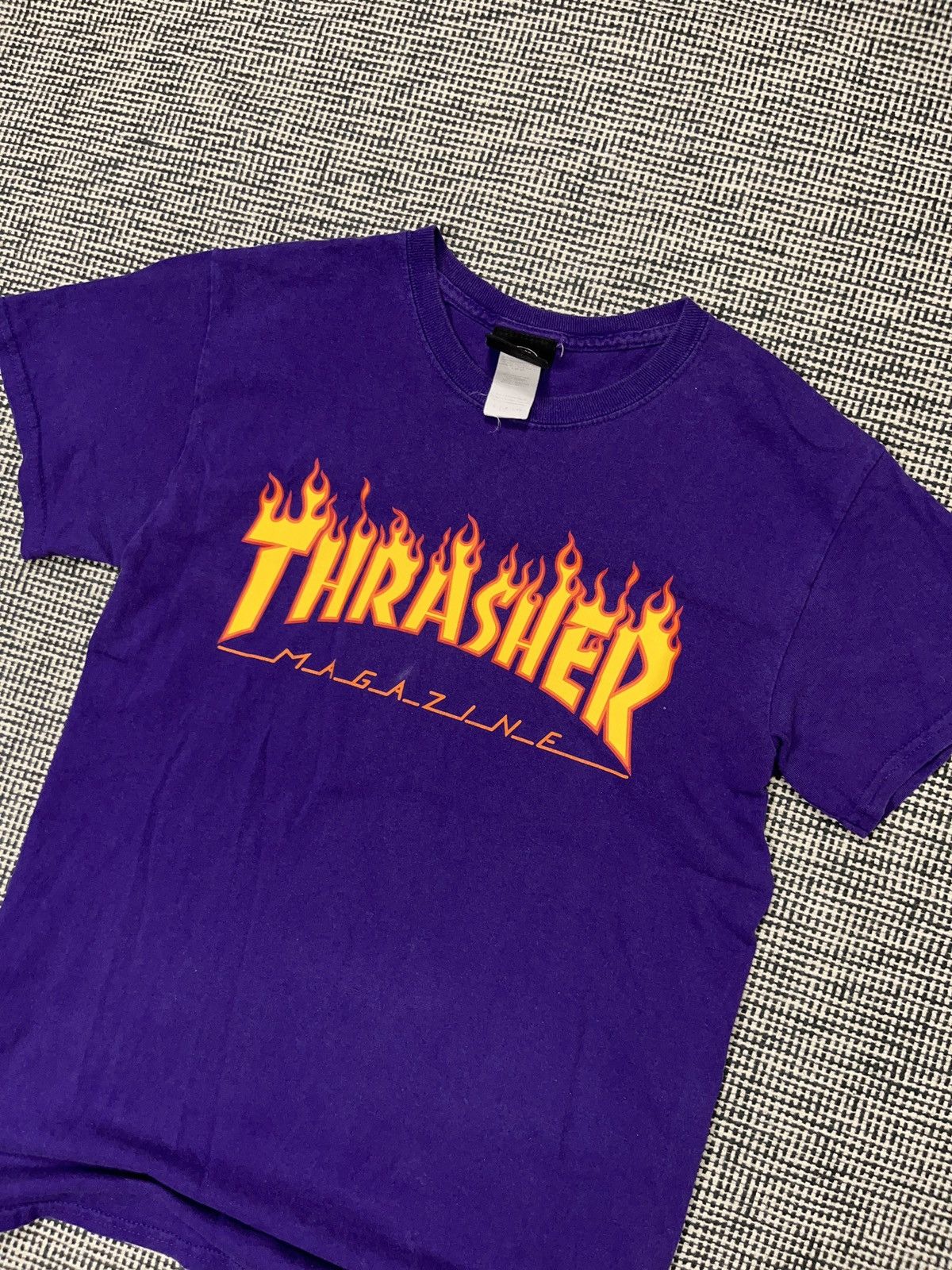 Thrasher Thrasher flame logo purple skate t-shirt Size US S / EU 44-46 / 1 - 2 Thumbnail