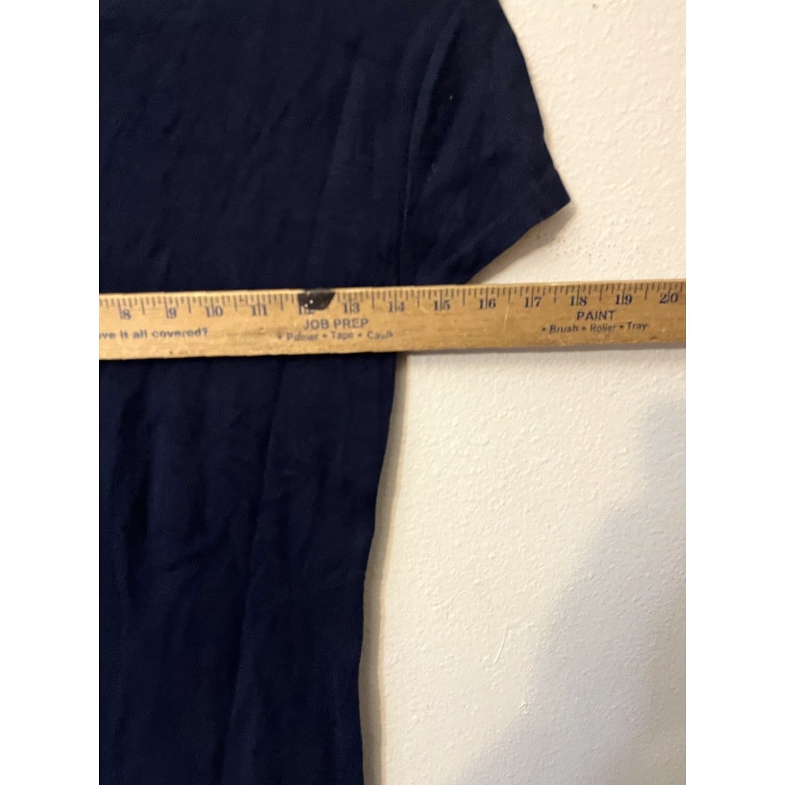 Tommy Hilfiger Tommy Hilfiger T Shirt Medium Navy Blue Solid Short Sleeve V Neck Tee Womens Size M / US 6-8 / IT 42-44 - 5 Thumbnail